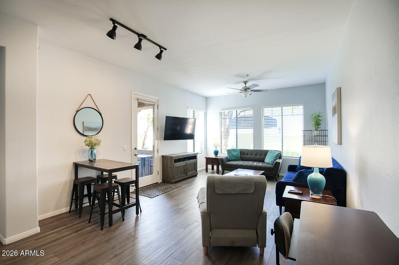 2989 N 44TH Street 1024