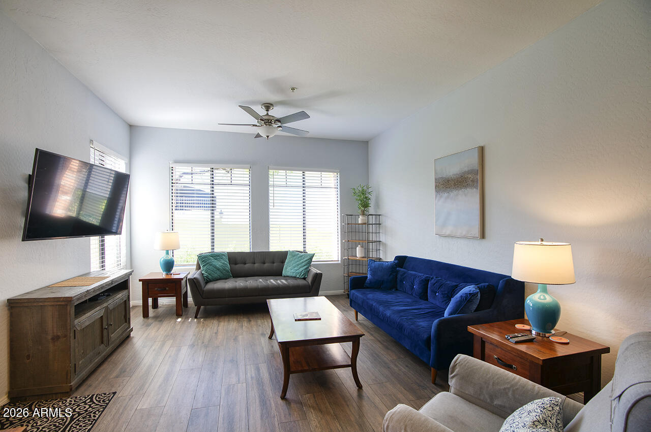 2989 N 44TH Street 1024