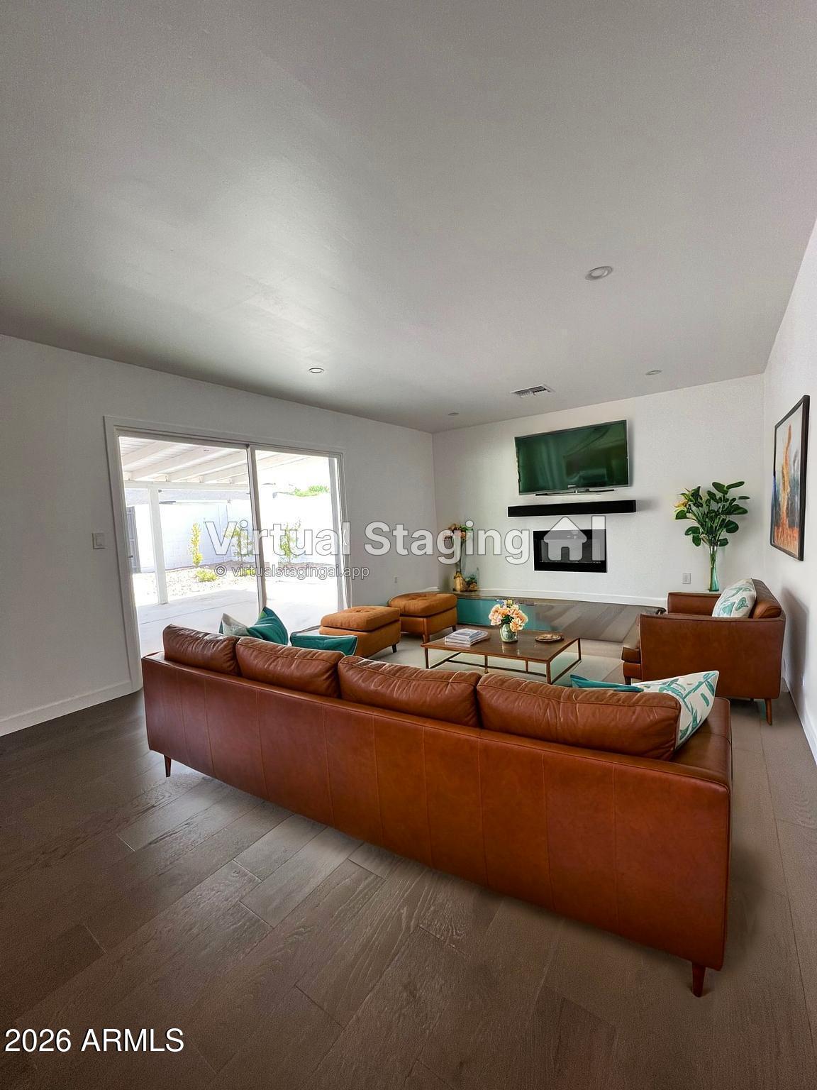6407 E WILSHIRE Drive