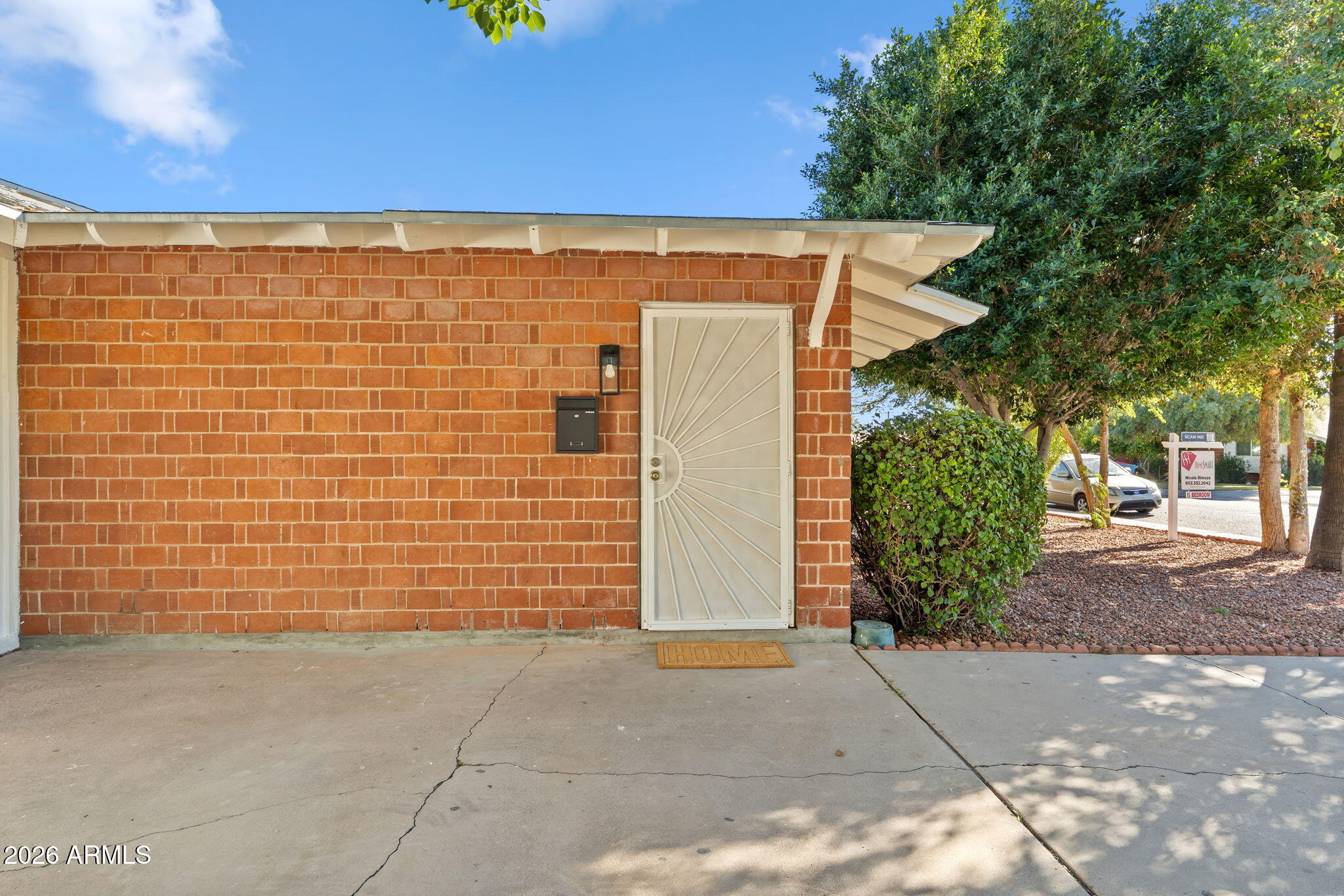 3802 W CAVALIER Drive