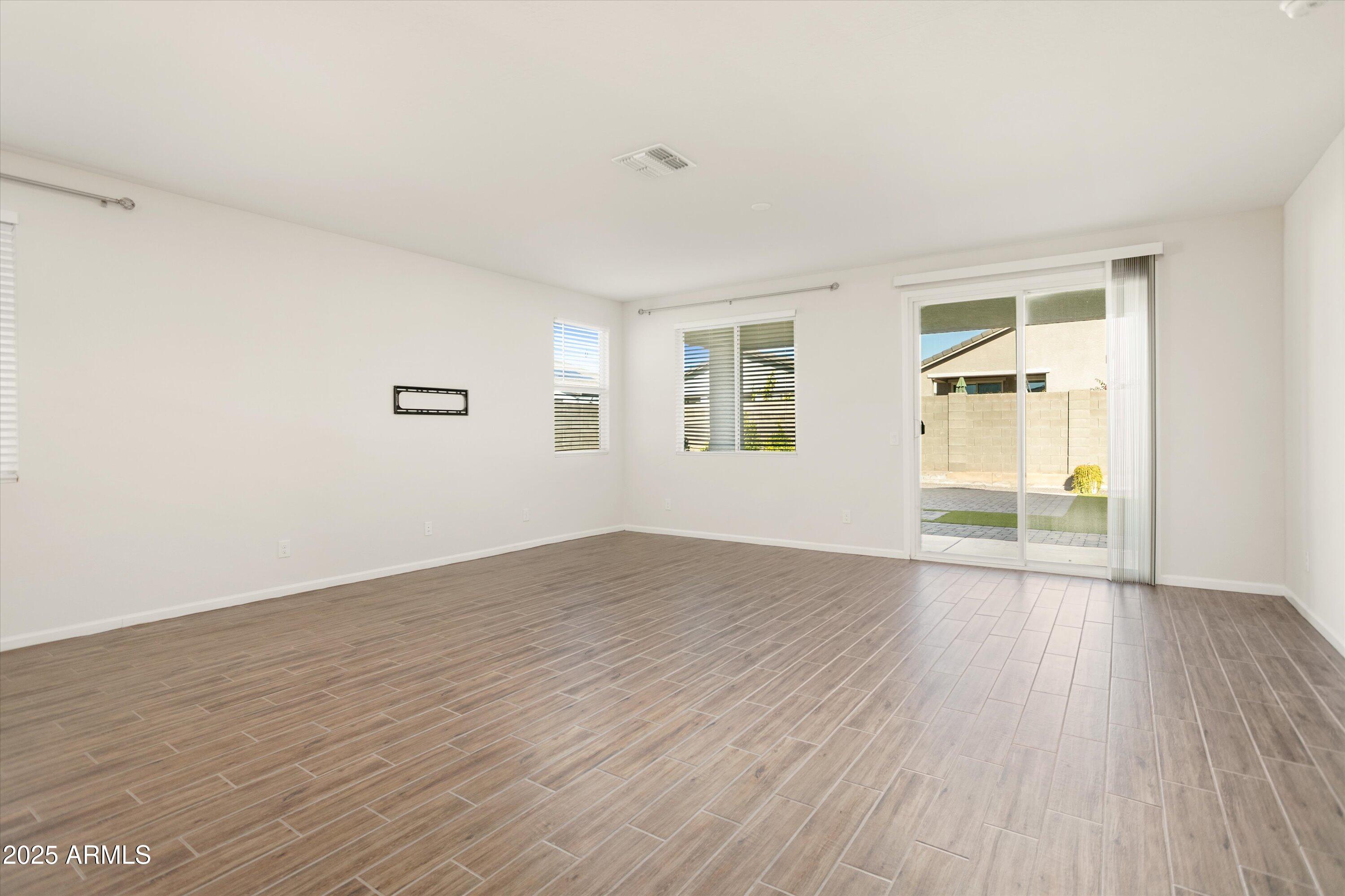 17852 W Country Club Terrace