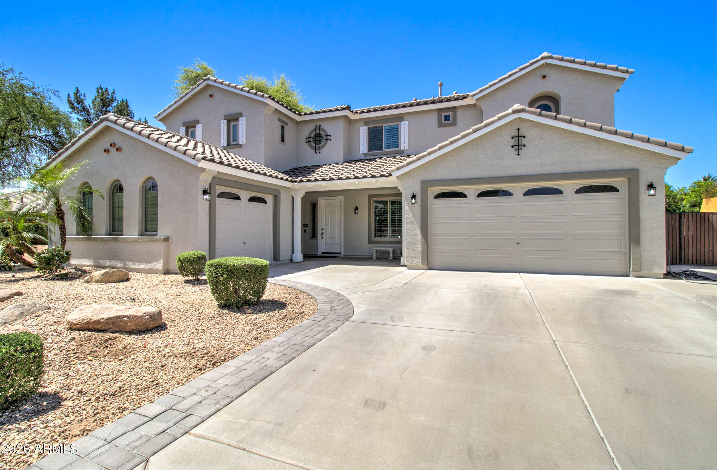 19047 E RAVEN Drive