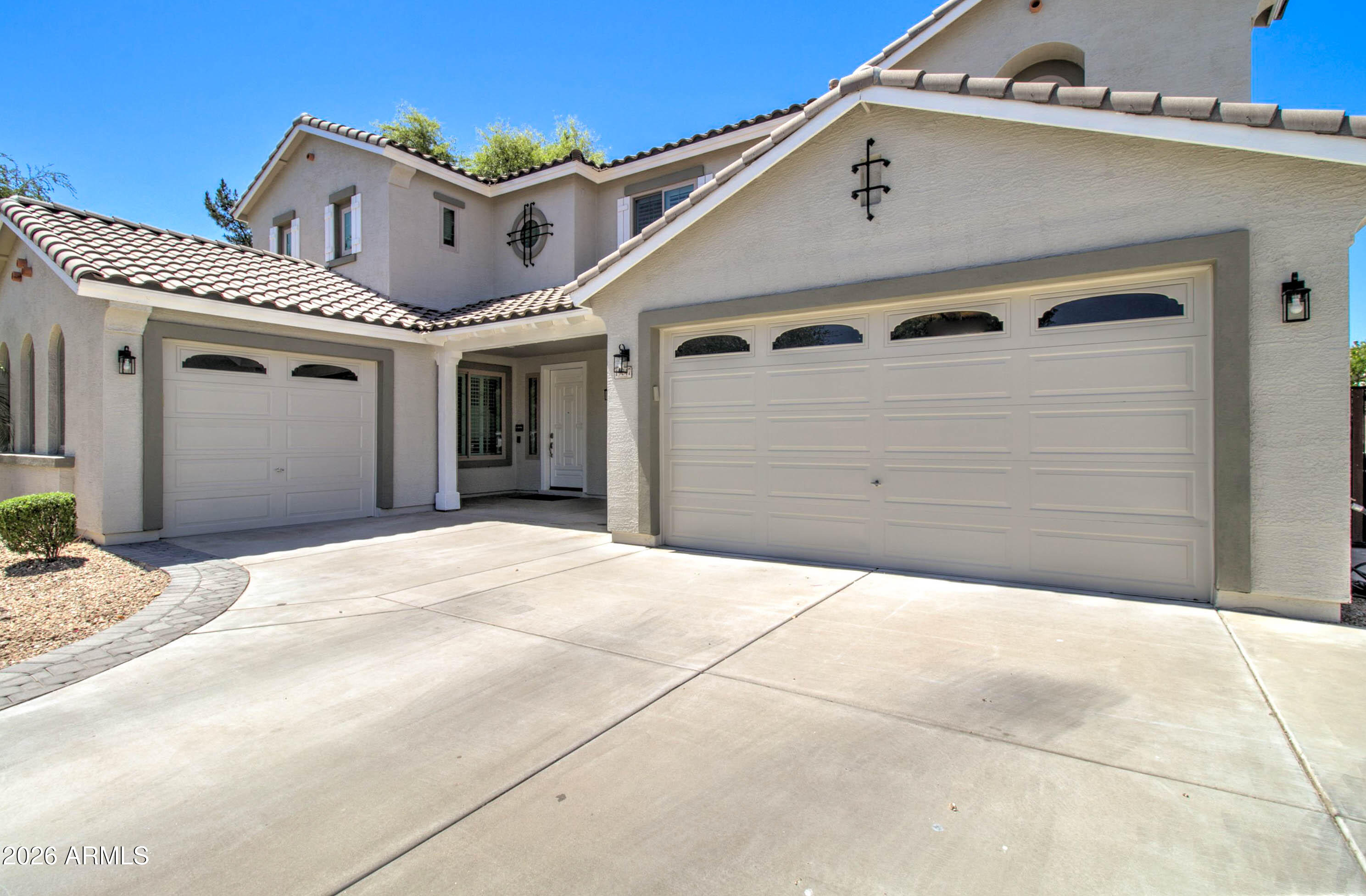 19047 E RAVEN Drive