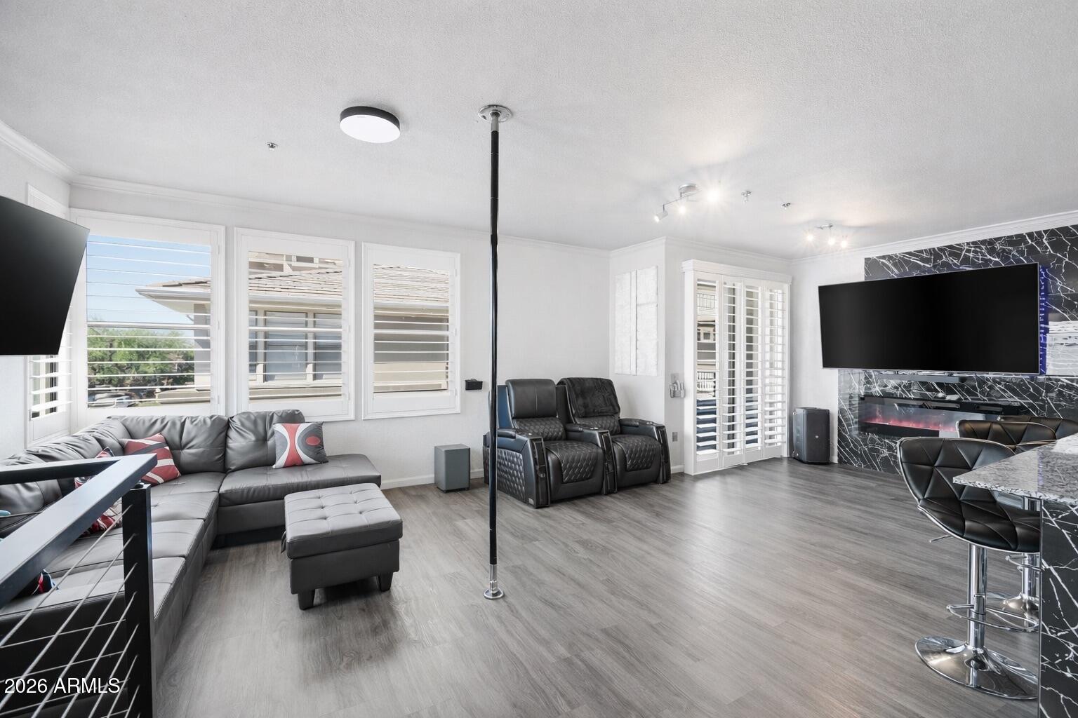 19777 N 76TH Street 2225