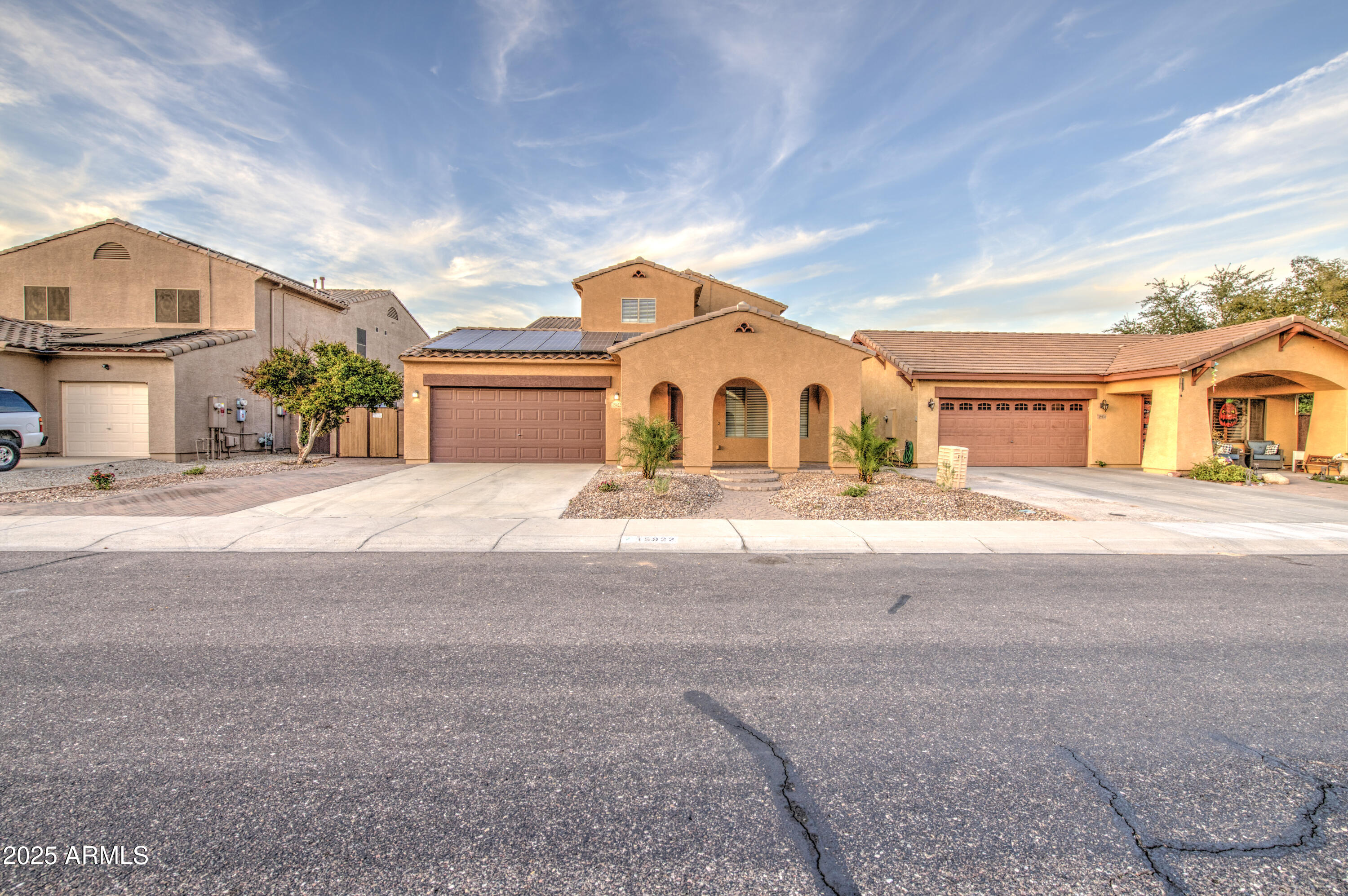 15922 W PORT ROYALE Lane