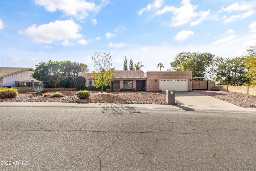 Photo of 4537 W Park Place, Glendale, AZ 85306 (MLS # 6963836)