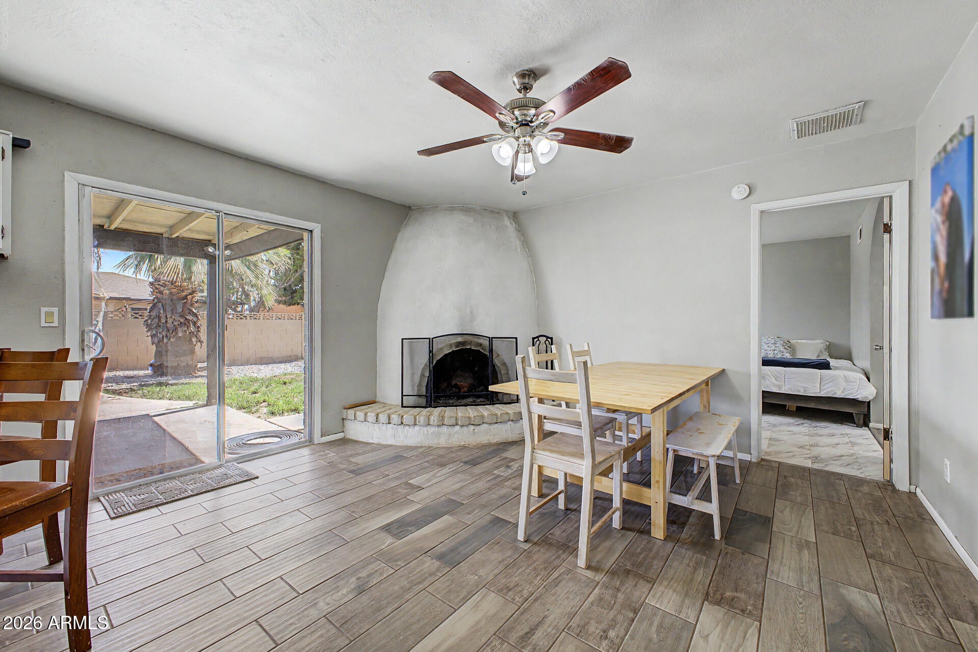 2233 W Sequoia Drive