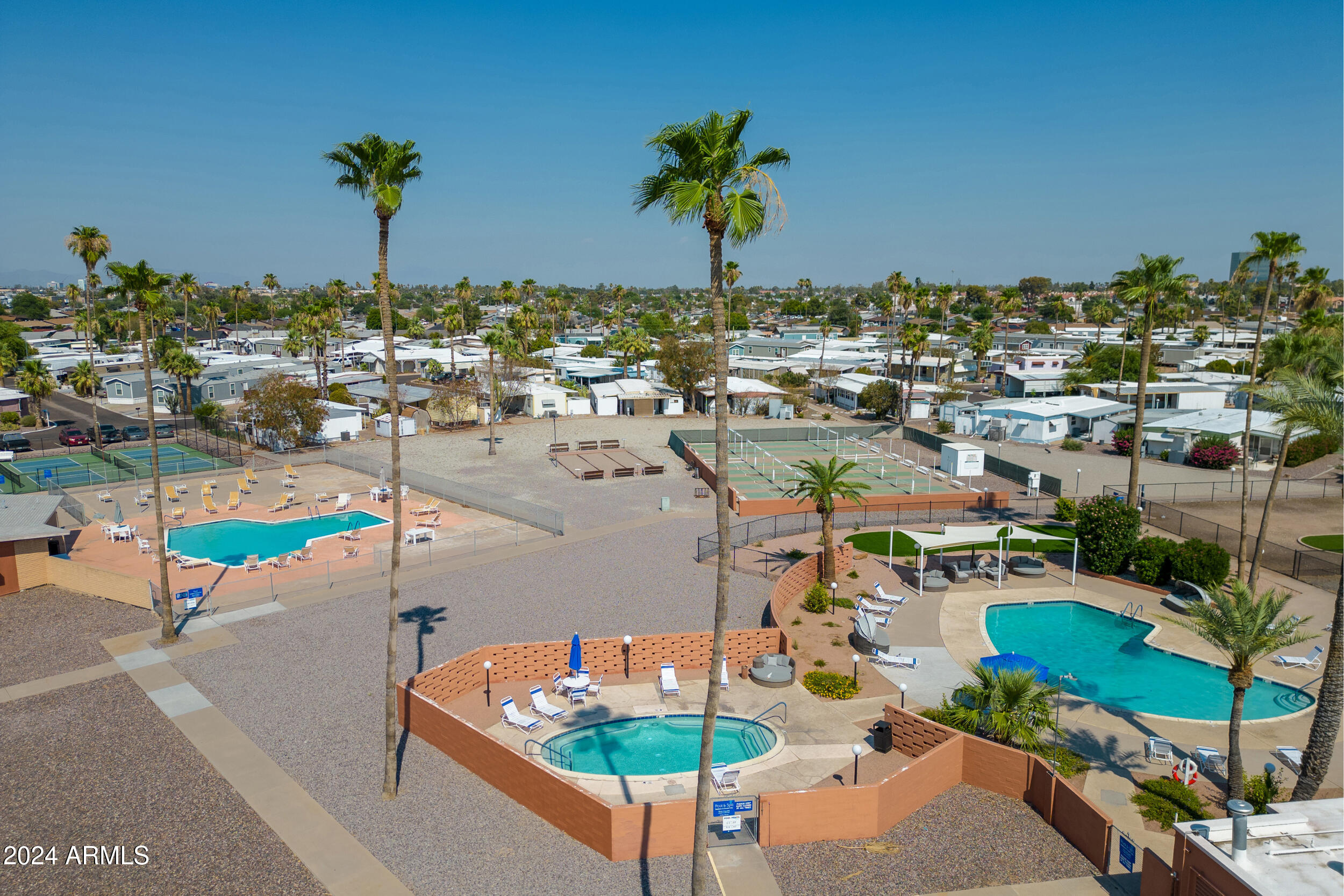 HOLIDAY VILLAGE 55+ - Residential