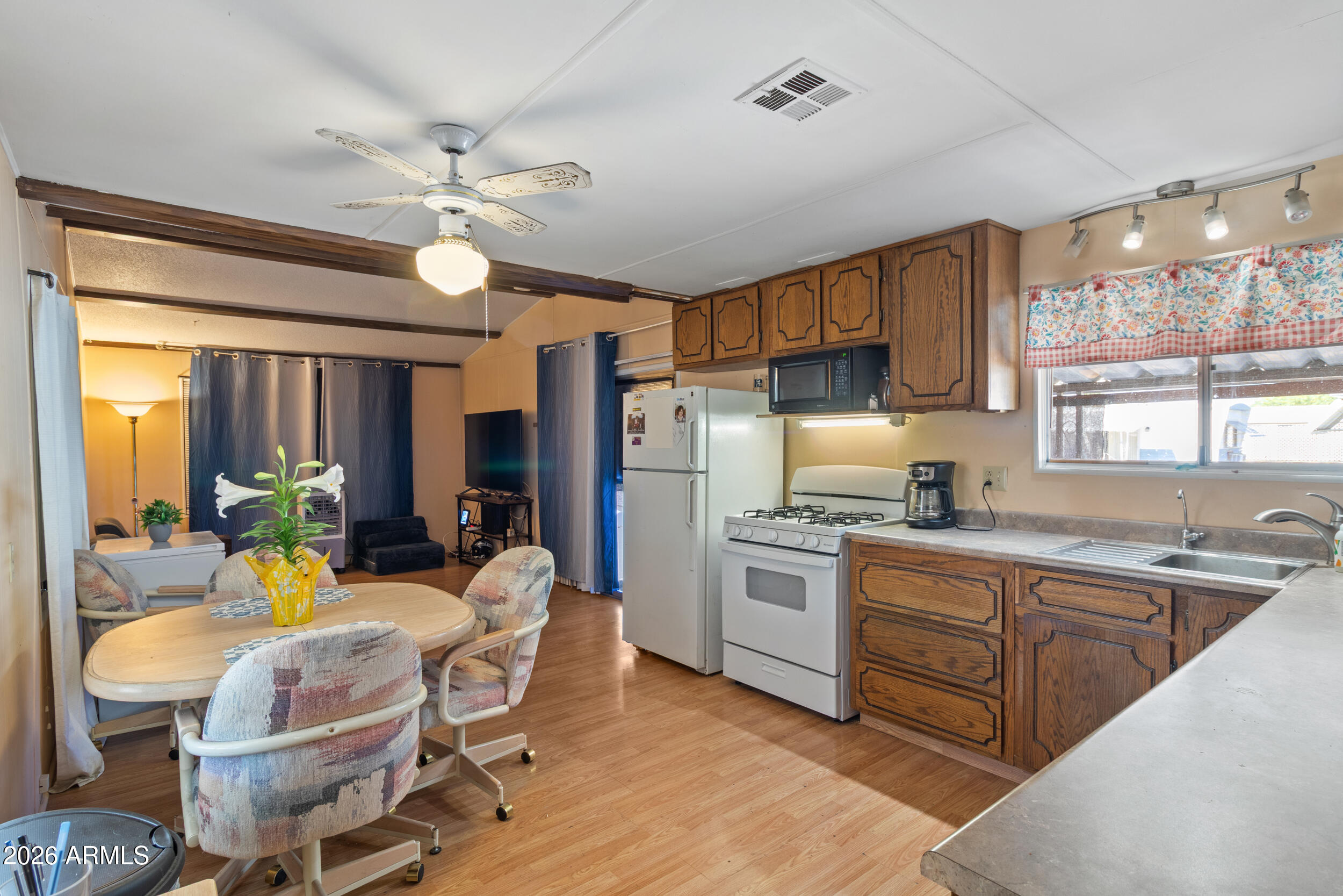 HOLIDAY VILLAGE 55+ - Residential