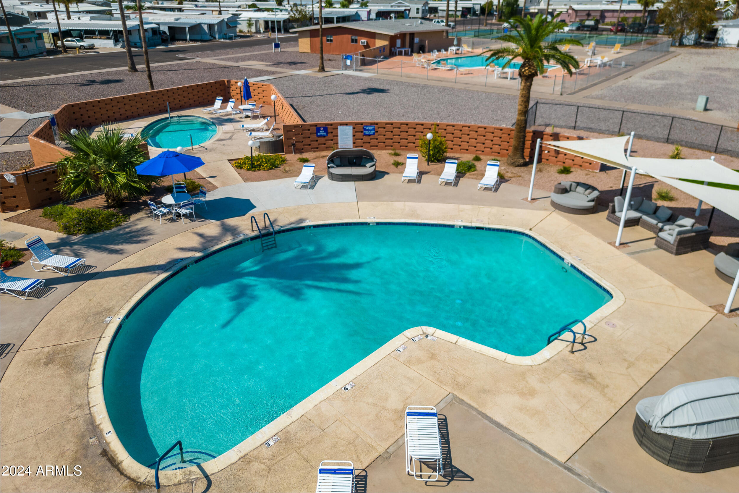 HOLIDAY VILLAGE 55+ - Residential
