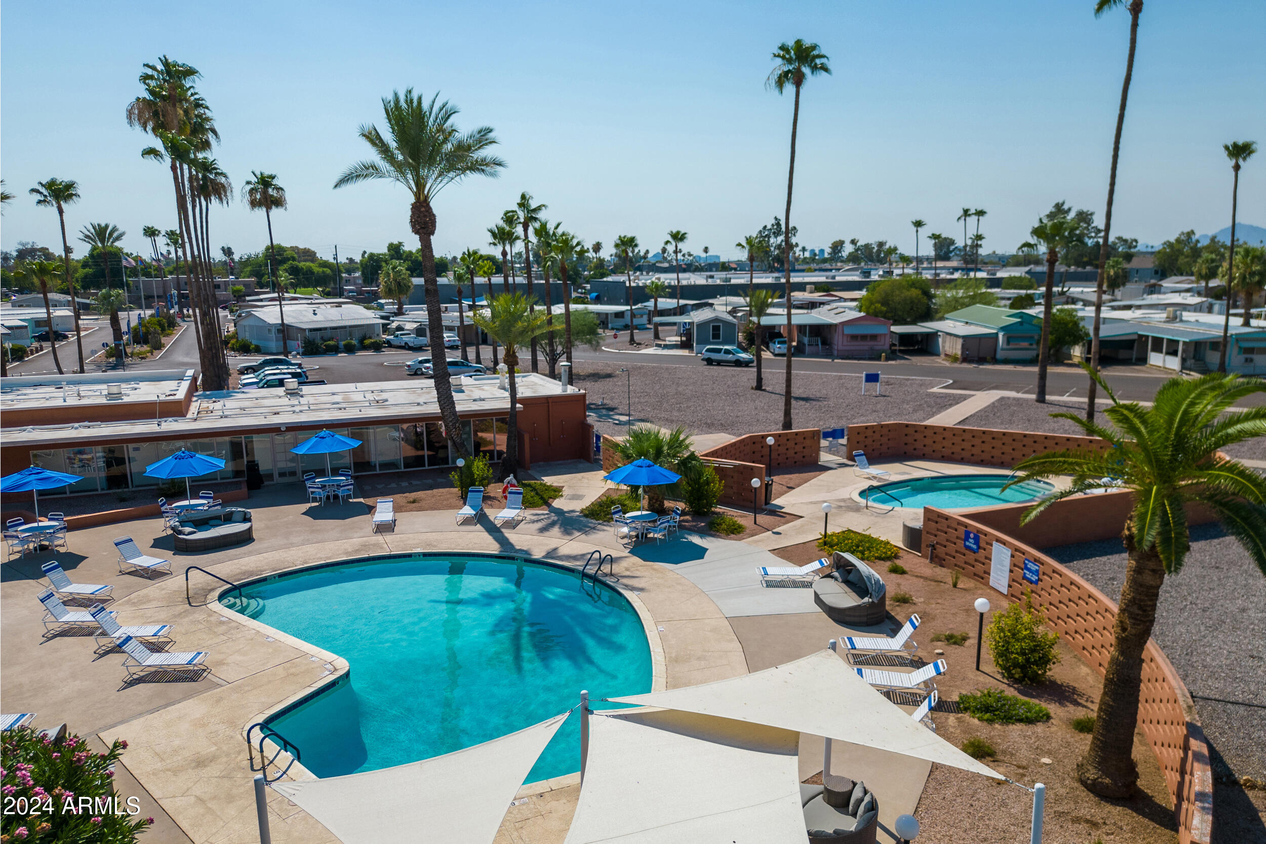 HOLIDAY VILLAGE 55+ - Residential