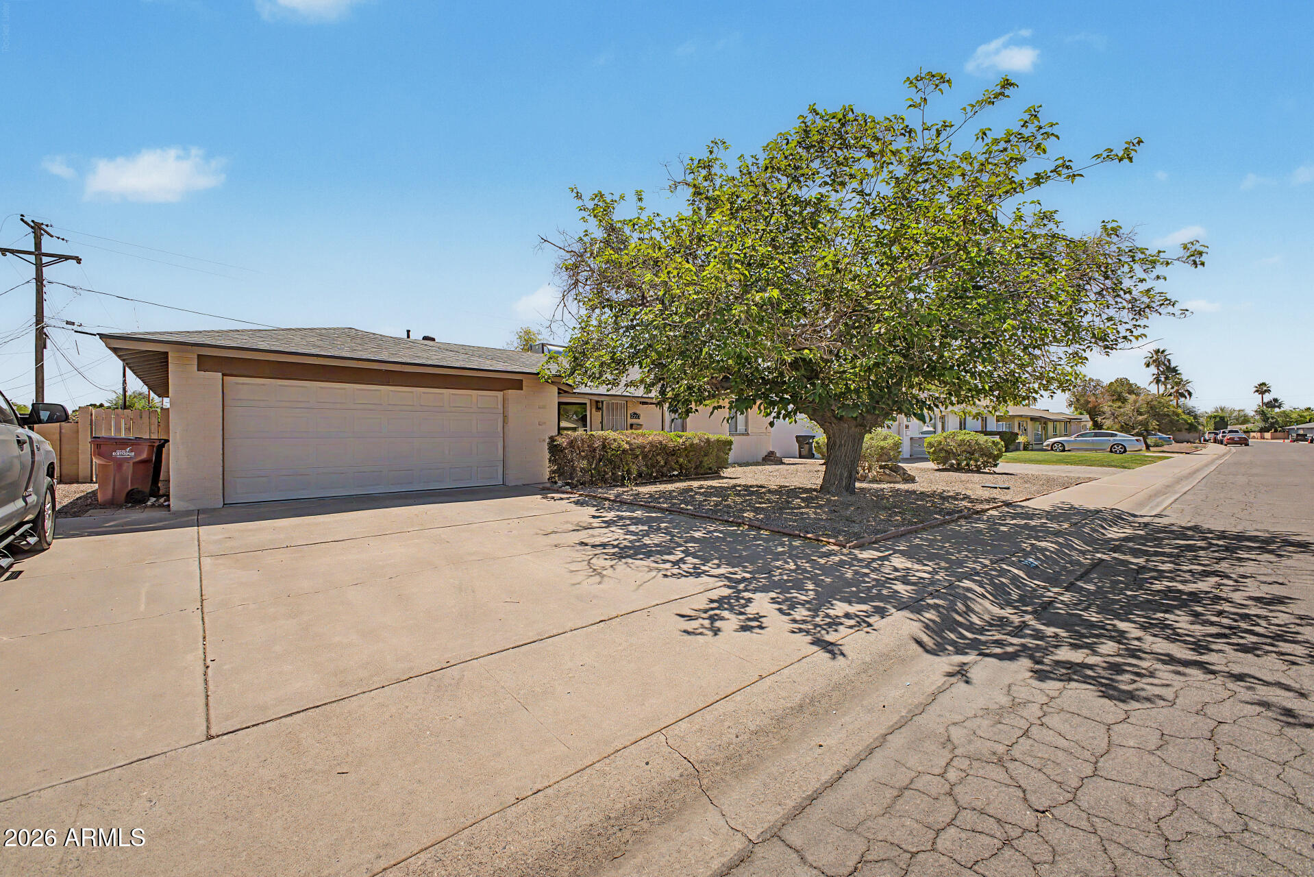 2233 N 82ND Street