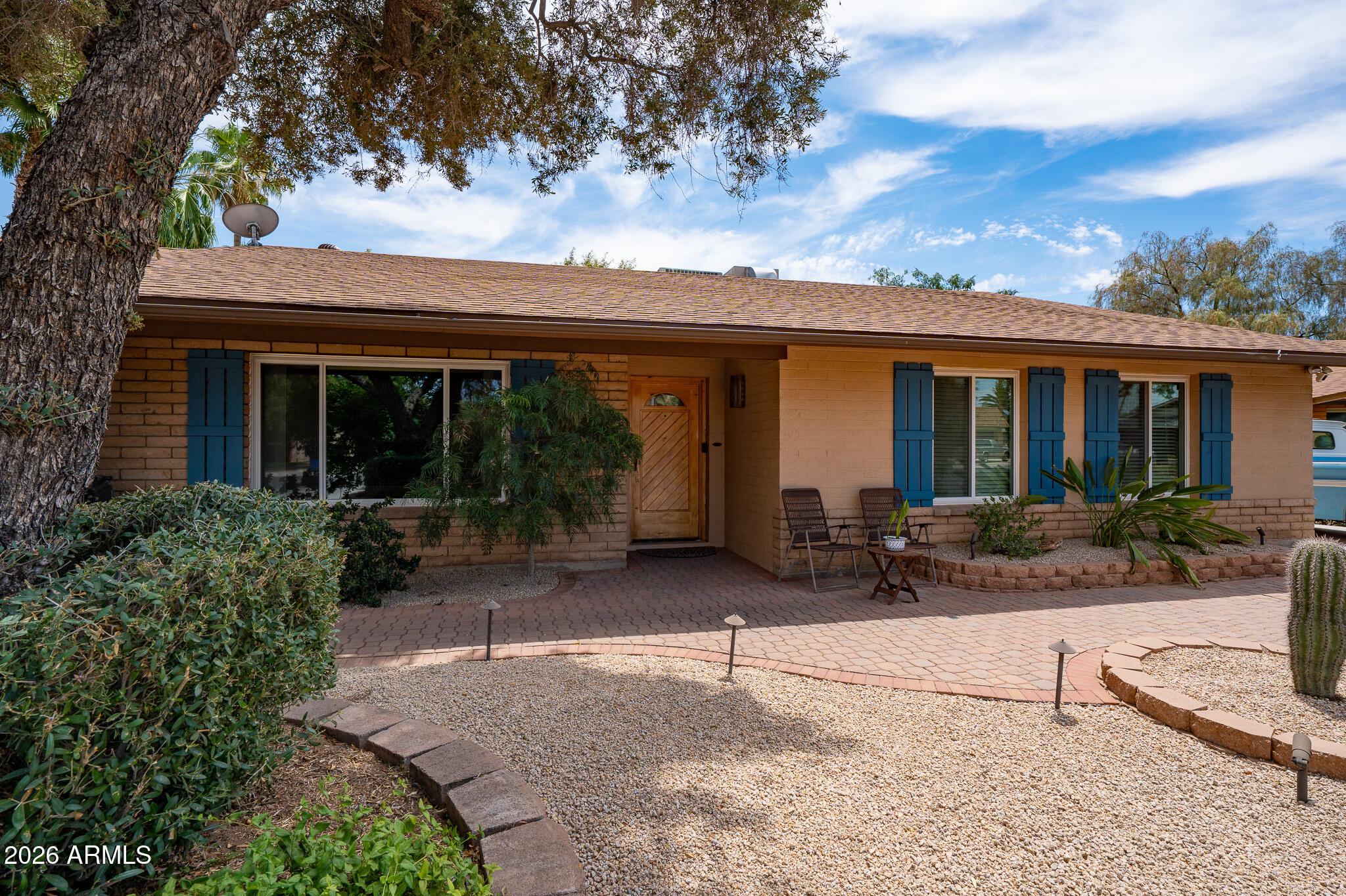 4523 E Voltaire Avenue
