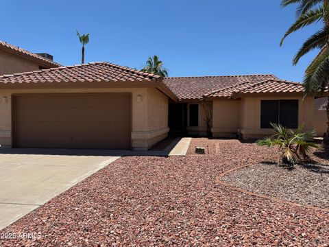 4301 E AMBERWOOD Drive Phoenix AZ 85048