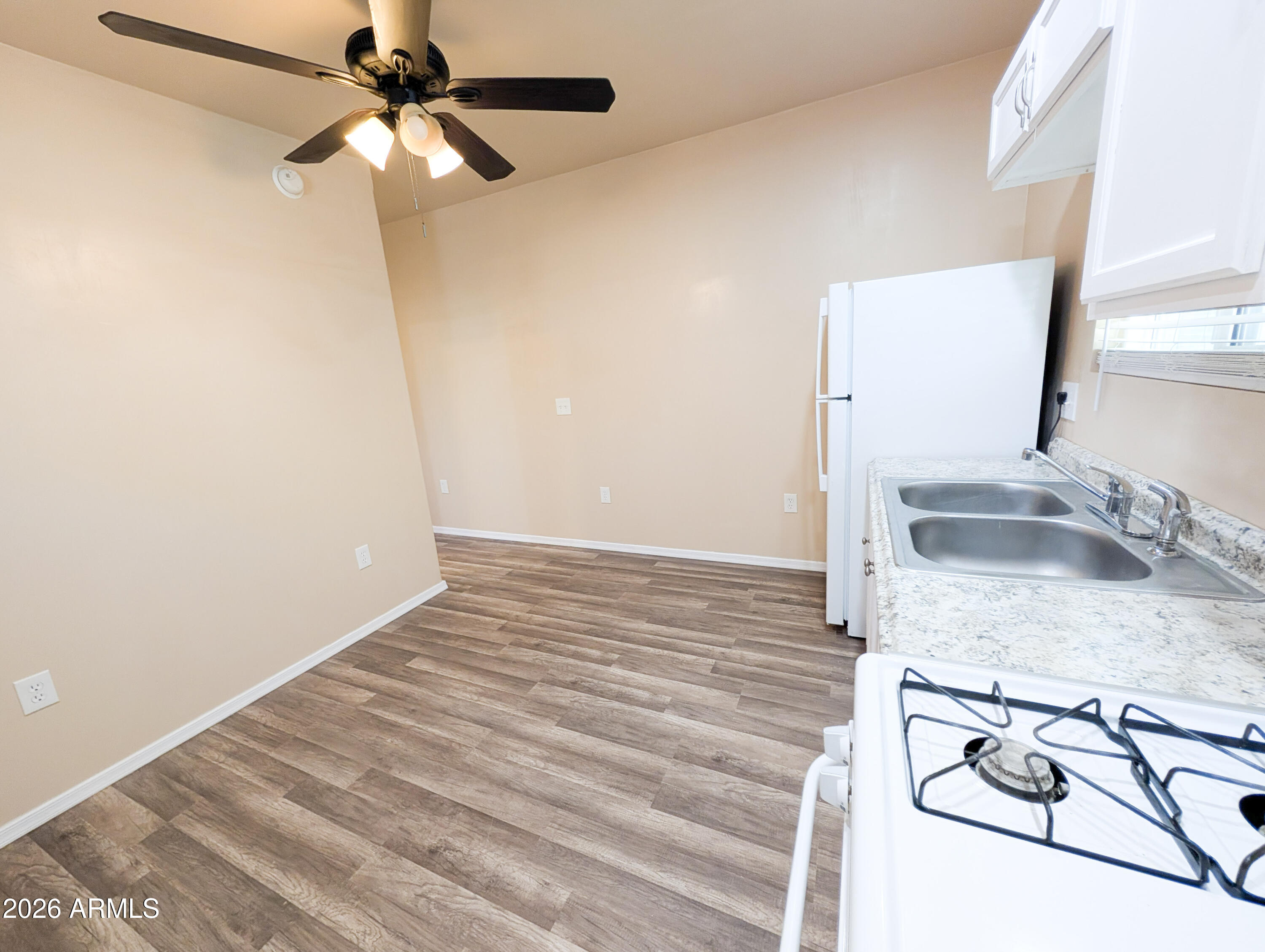 CLEAR CREEK WEST - Residential