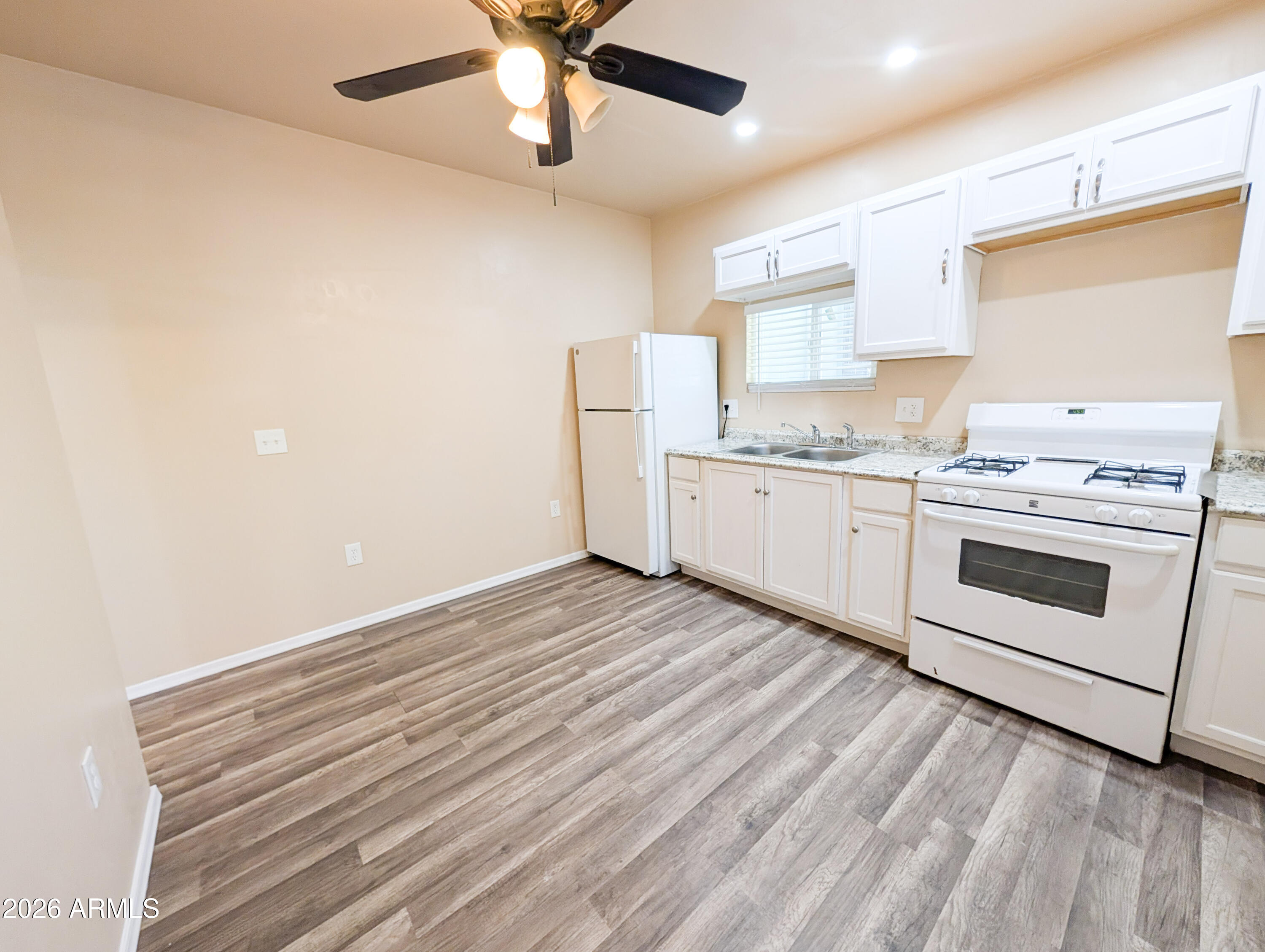 CLEAR CREEK WEST - Residential