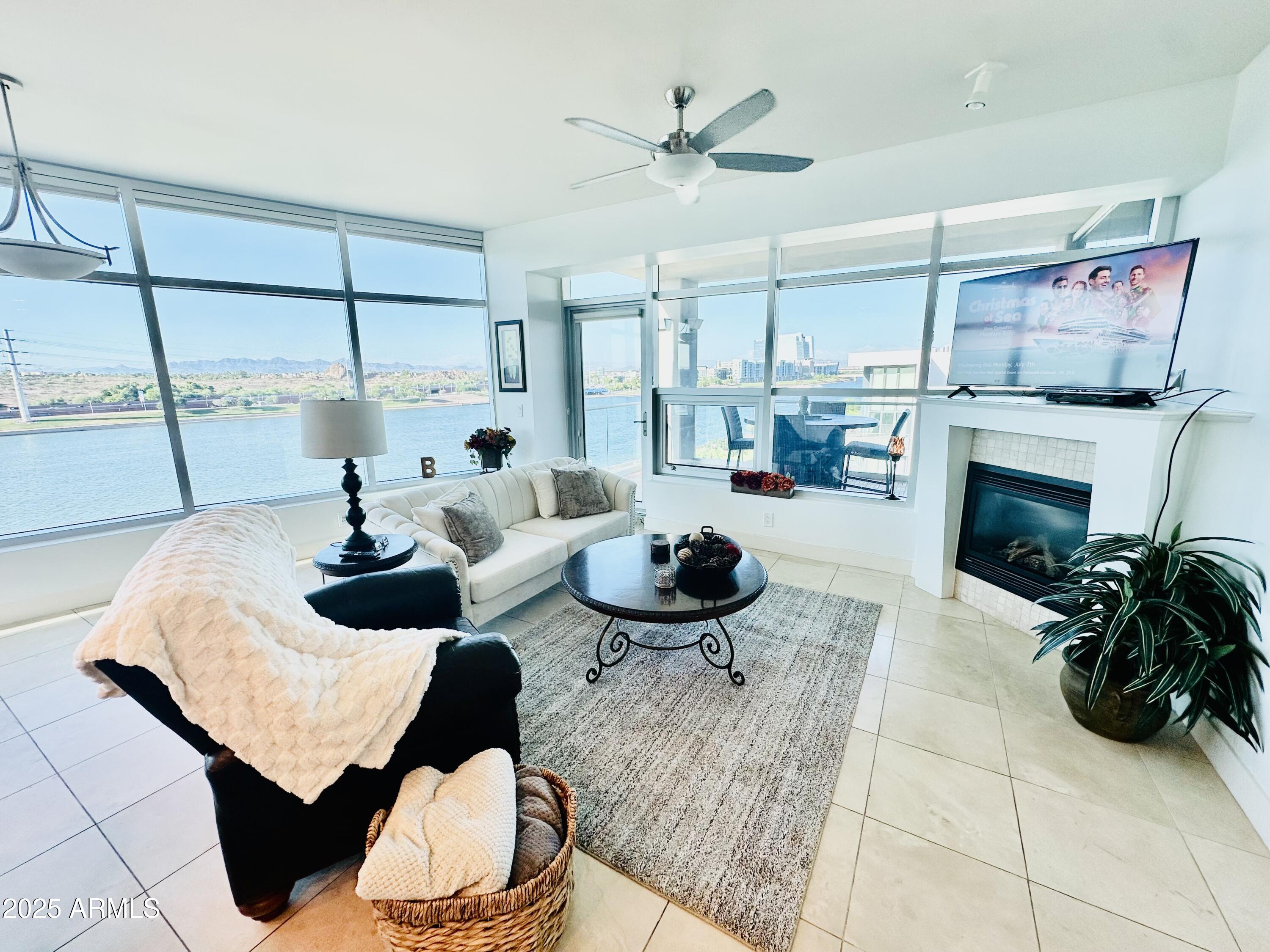 140 E RIO SALADO Parkway 507