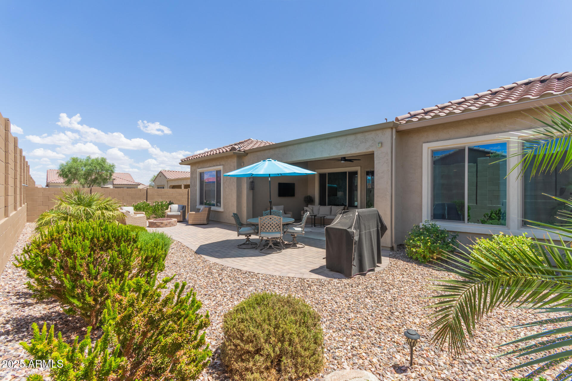 8112 W MERRIWEATHER Way