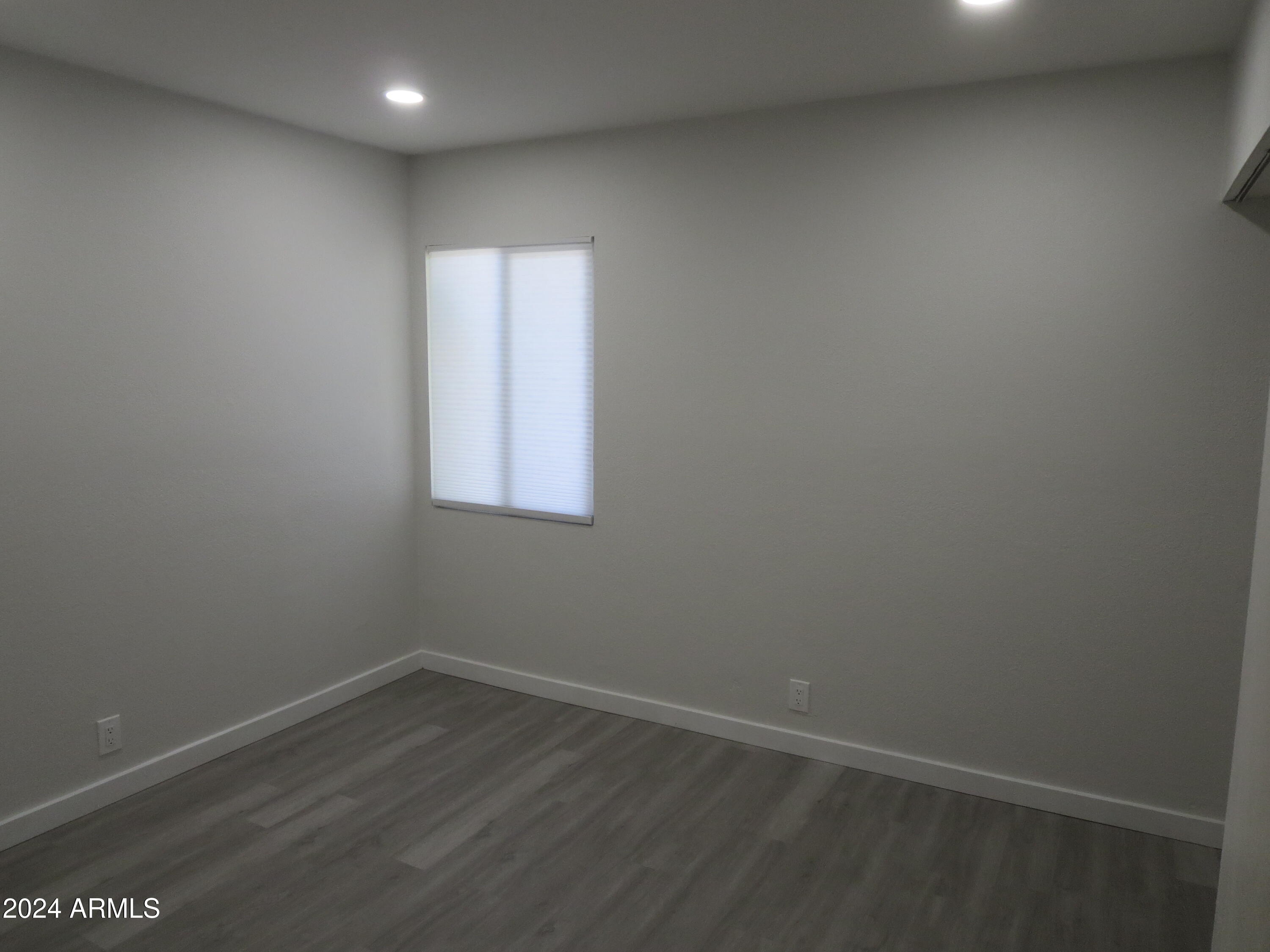 1450 E BETHANY HOME Road 34