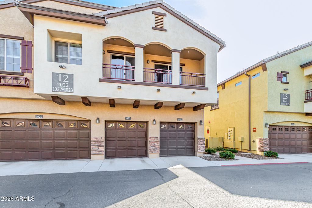 Photo of 2725 E Mine Creek Road #2022, Phoenix, AZ 85024 (MLS # 6977147)