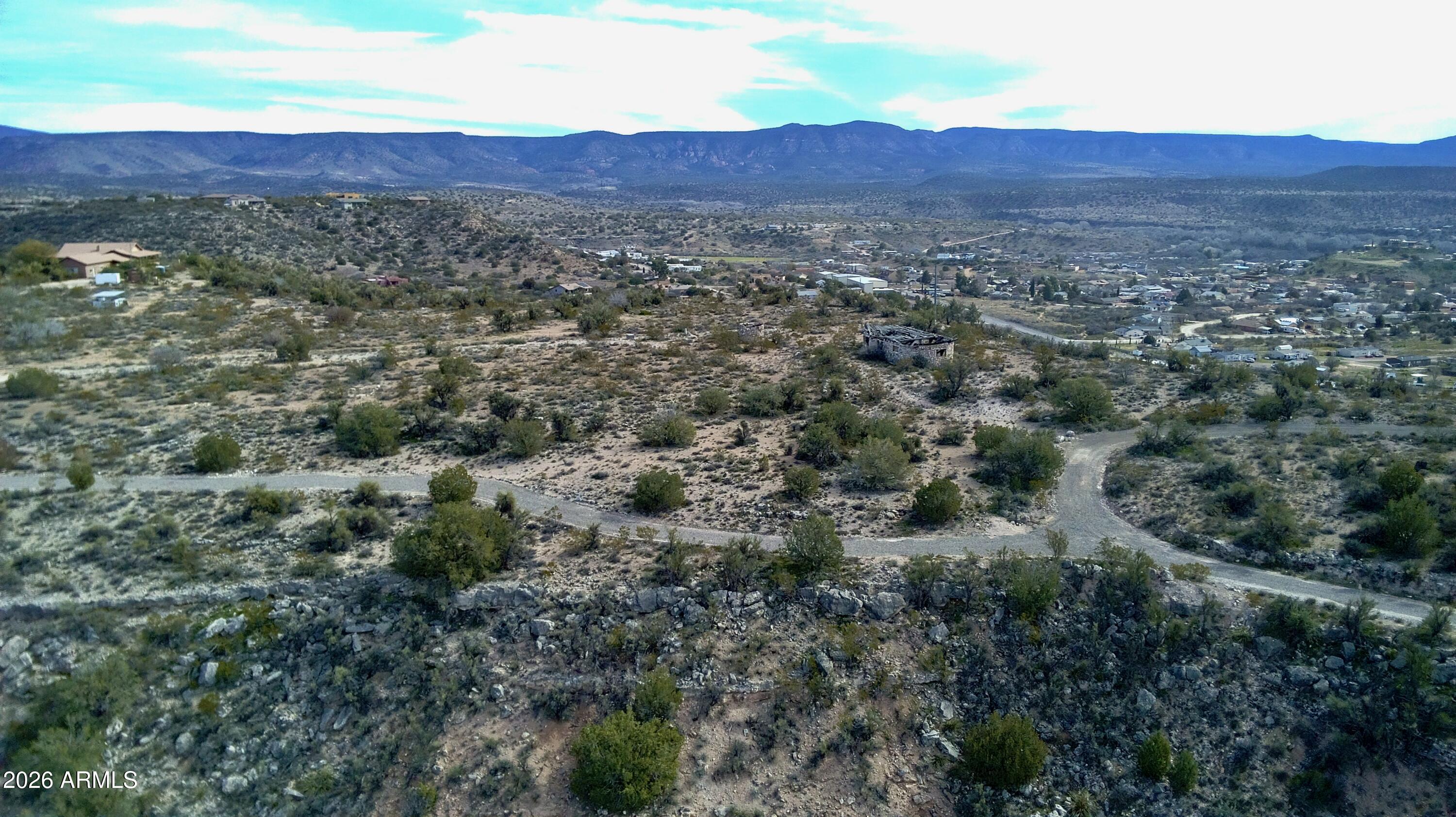 6100 N Point of View Trail -