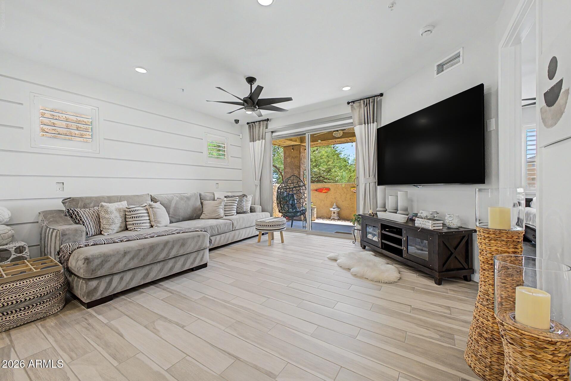 250 W QUEEN CREEK Road 145