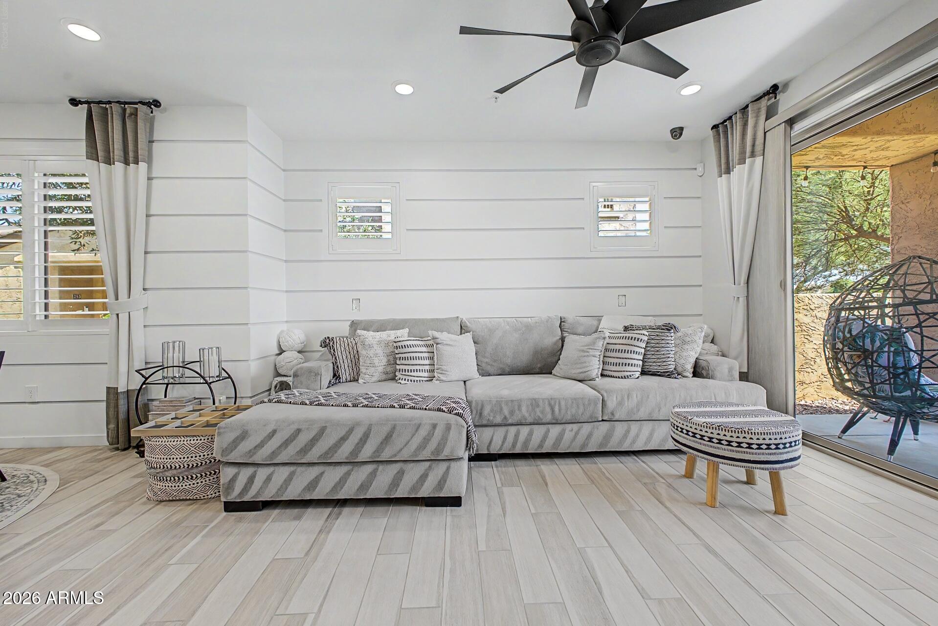 250 W QUEEN CREEK Road 145