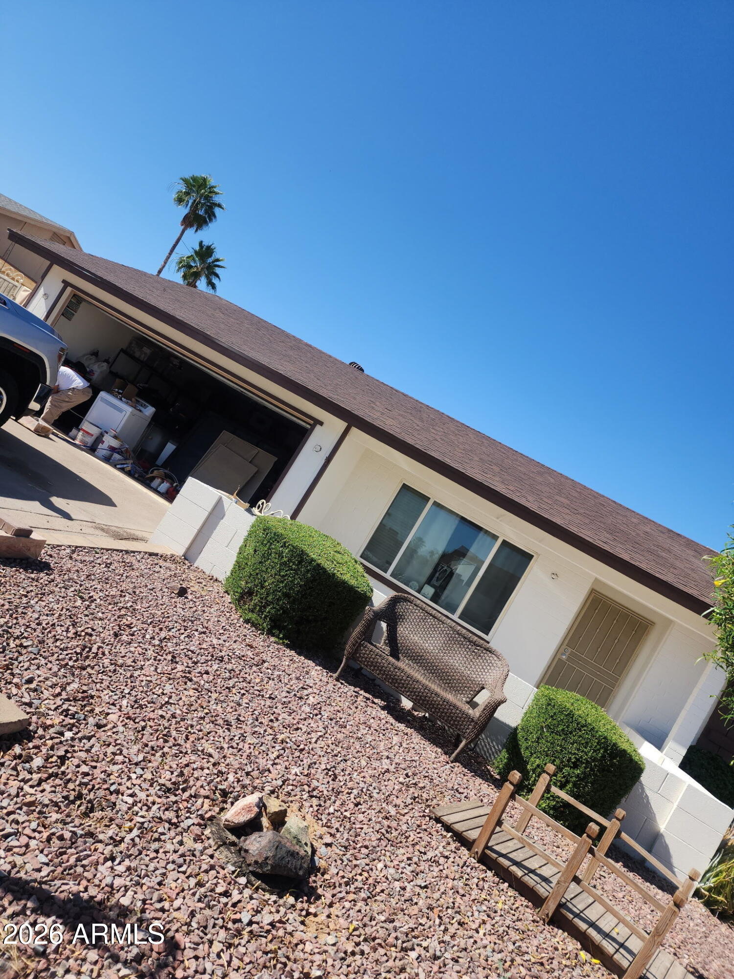1536 W SACK Drive