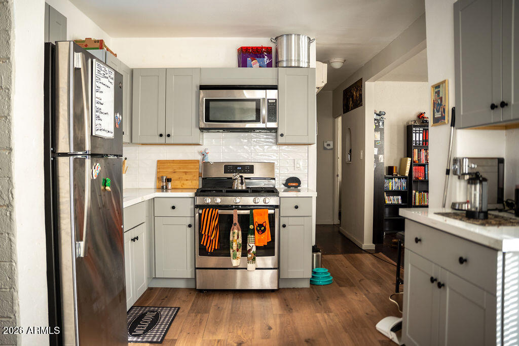 MONTGOMERY ADD BLKS 23-26, 31-34, 39-42, 47-50 - Residential Income