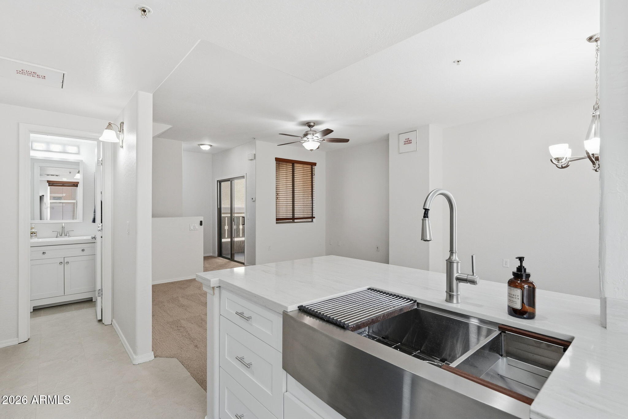 3250 W GREENWAY Road 165