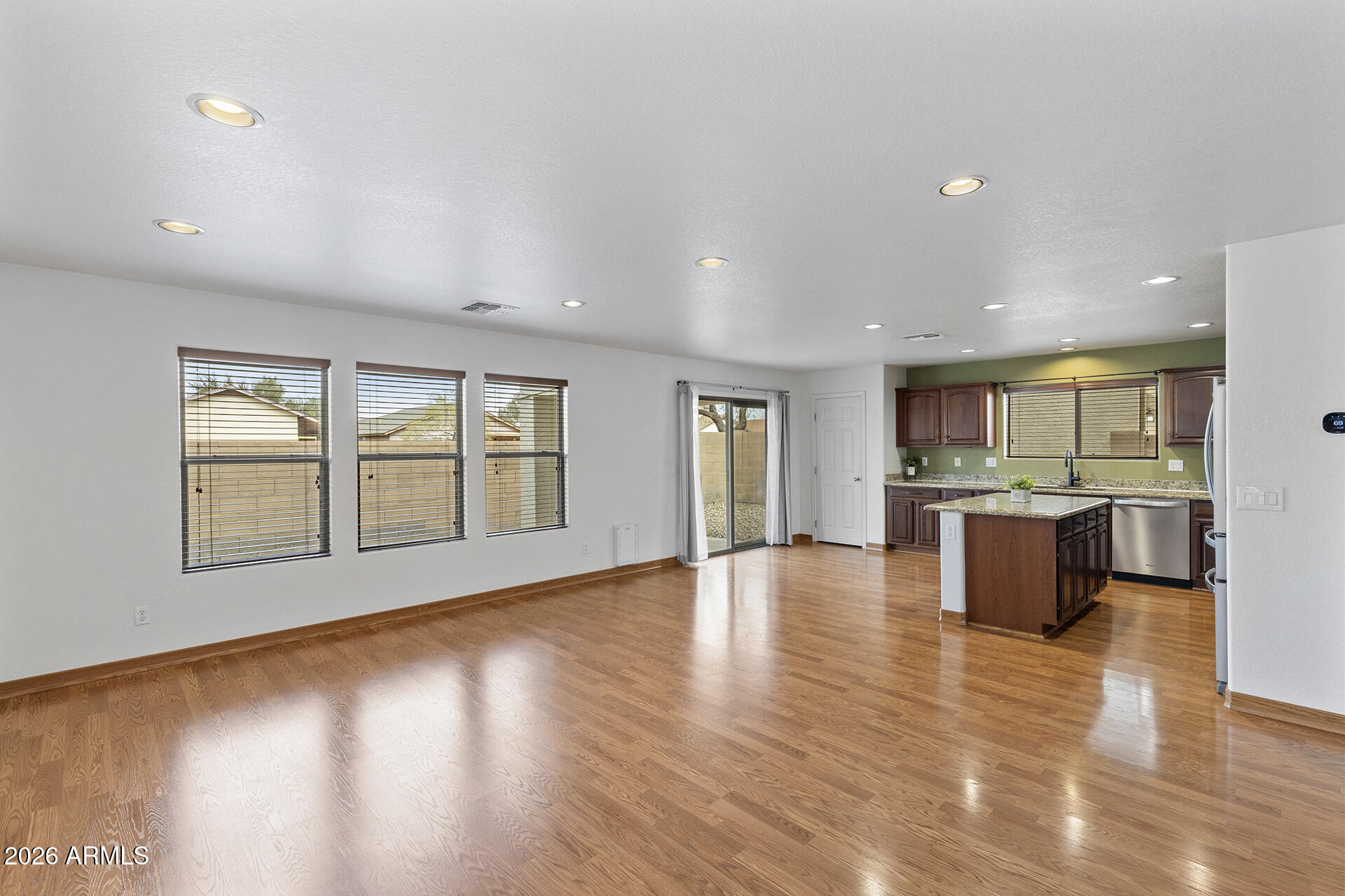 6430 W BARBARA Avenue