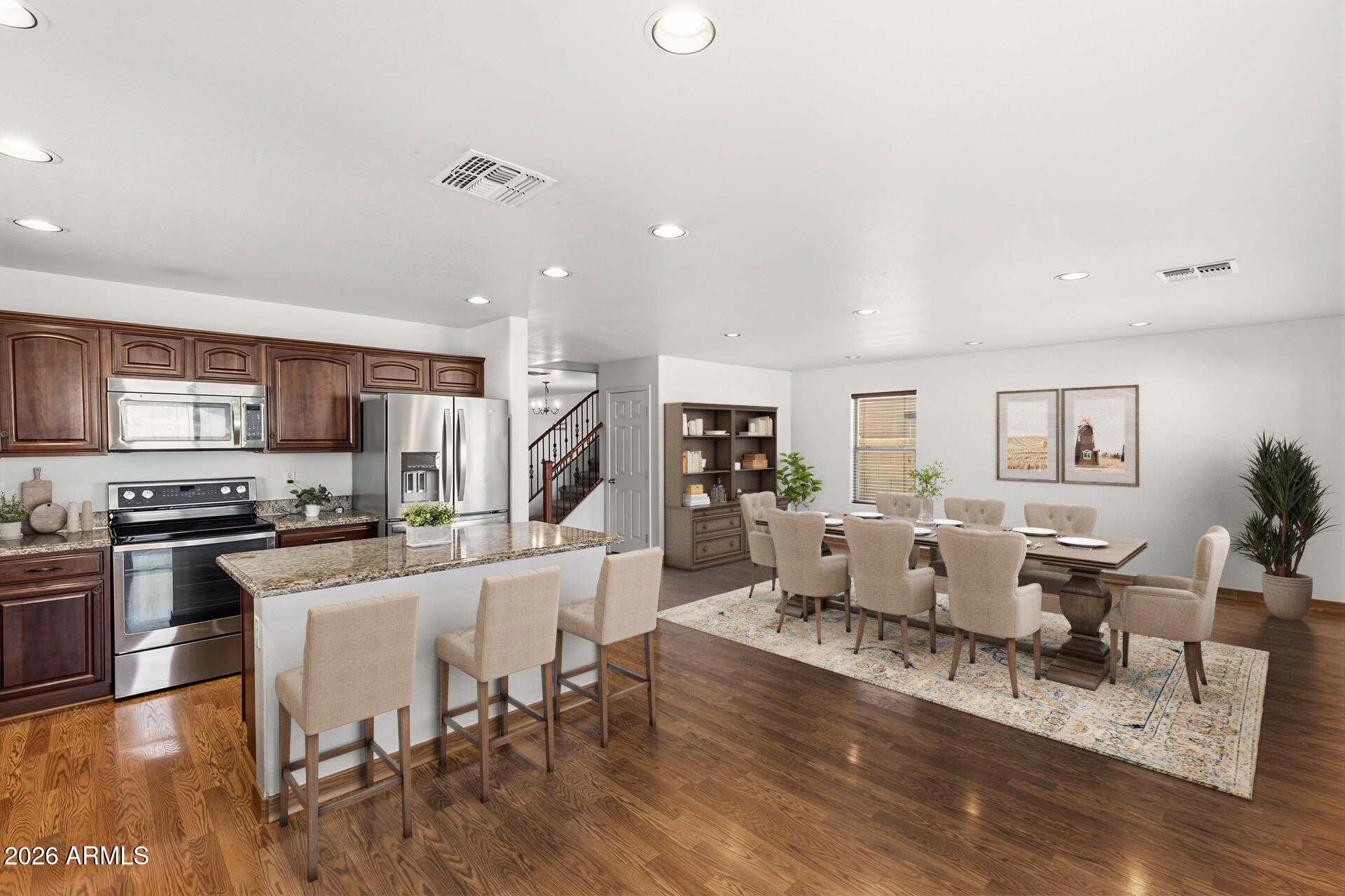 6430 W BARBARA Avenue