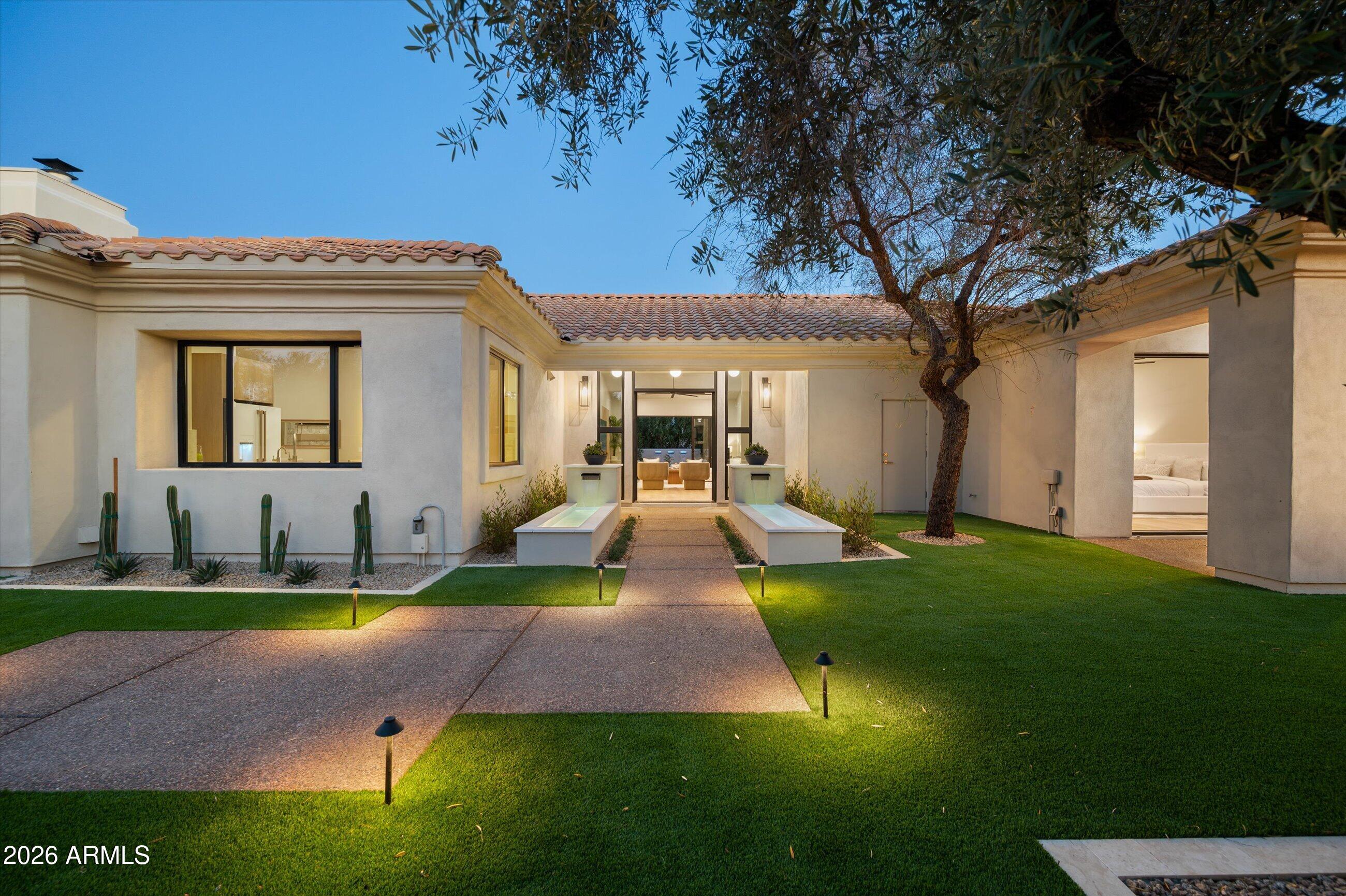 23335 N COUNTRY CLUB Trail