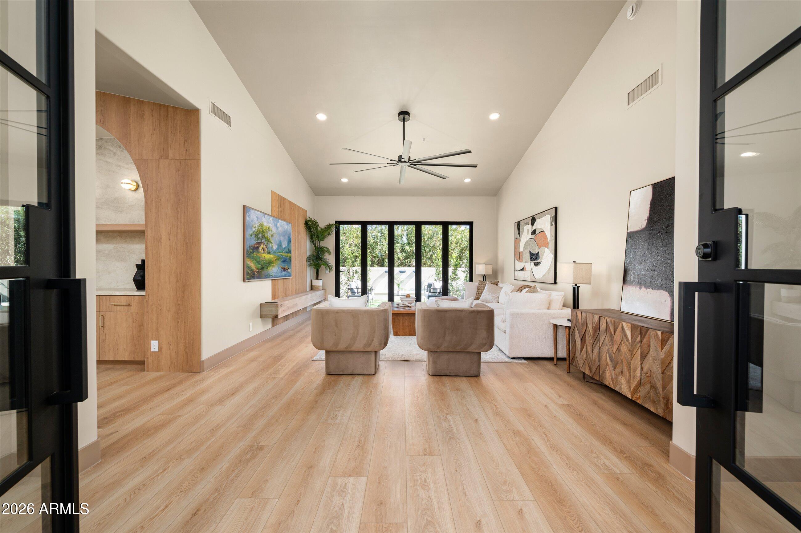 23335 N COUNTRY CLUB Trail