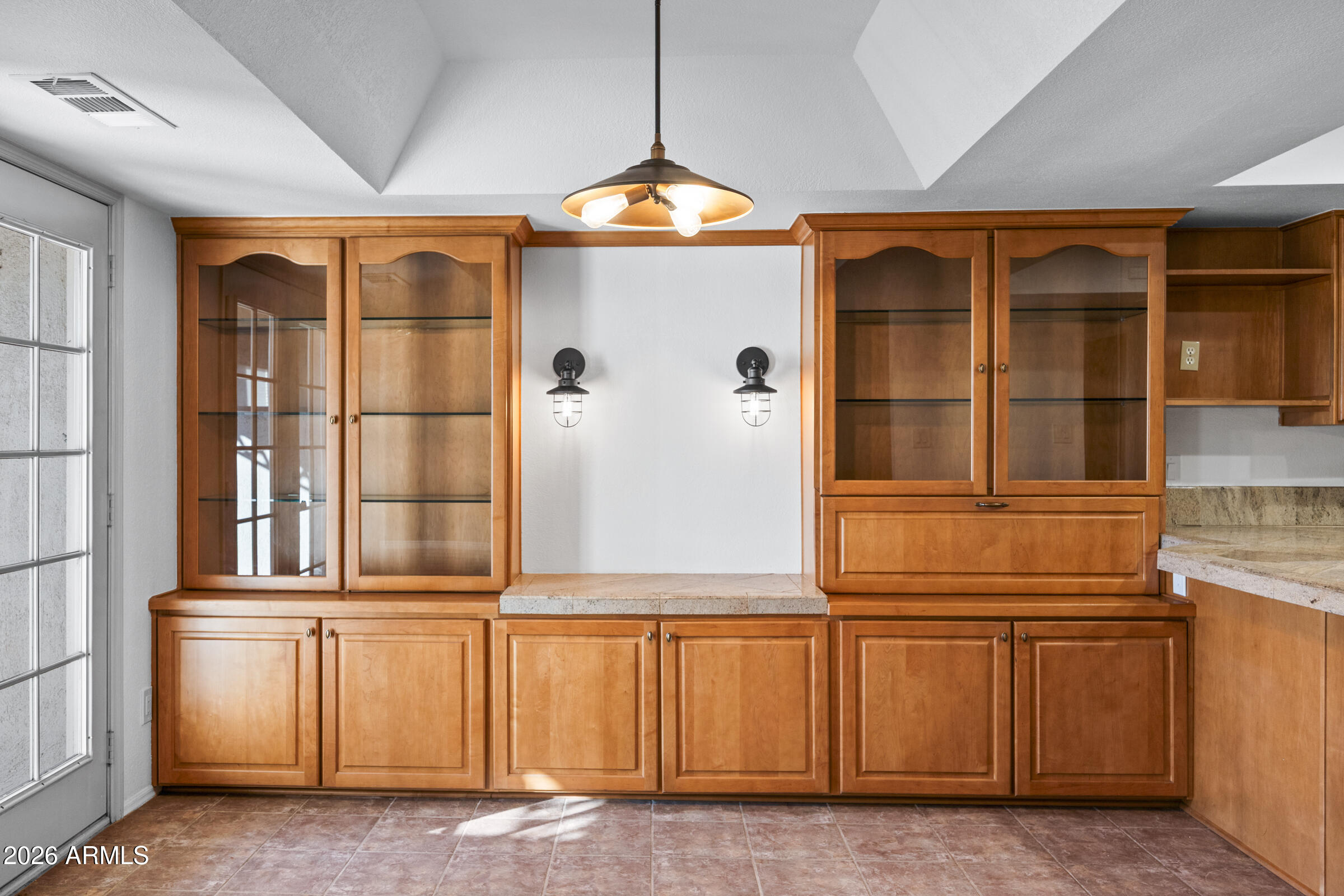 1920 E MARYLAND Avenue 31