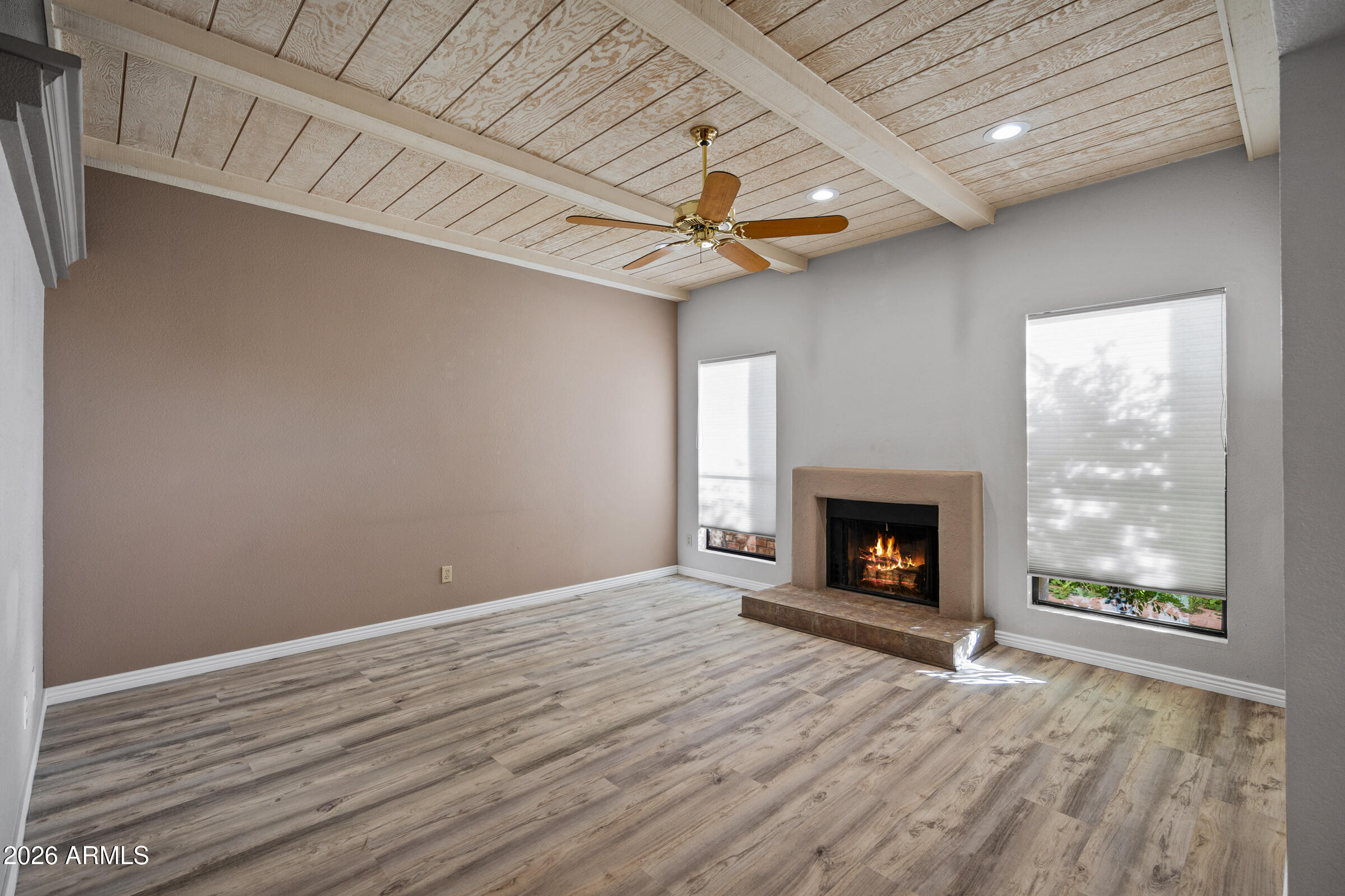 1920 E MARYLAND Avenue 31