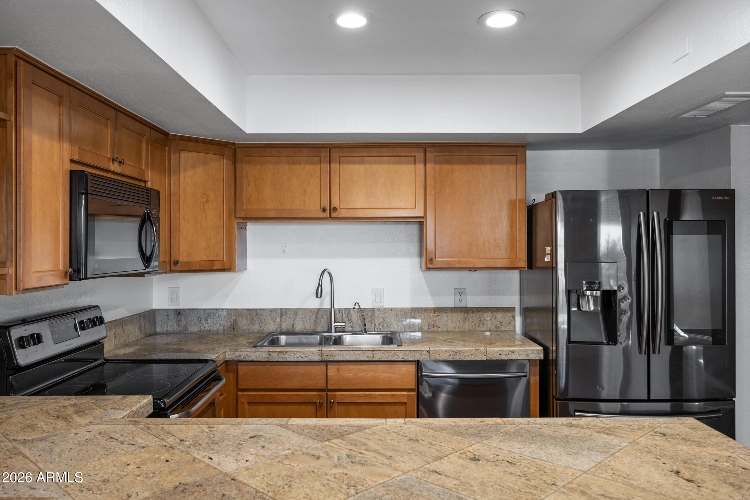 1920 E MARYLAND Avenue 31