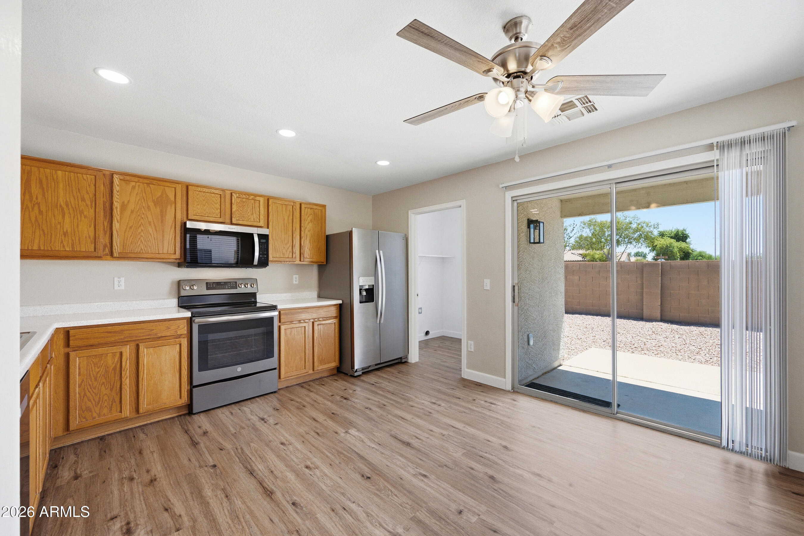 2851 E CHERRY HILLS Drive
