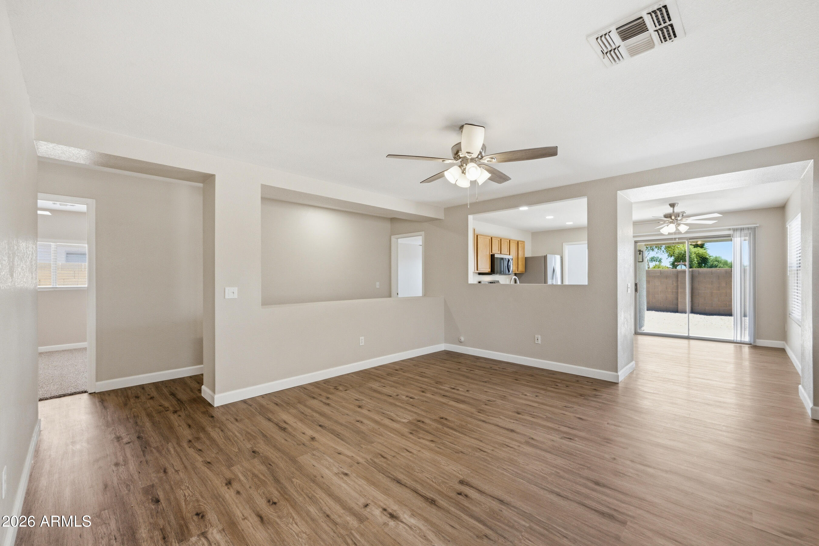 2851 E CHERRY HILLS Drive