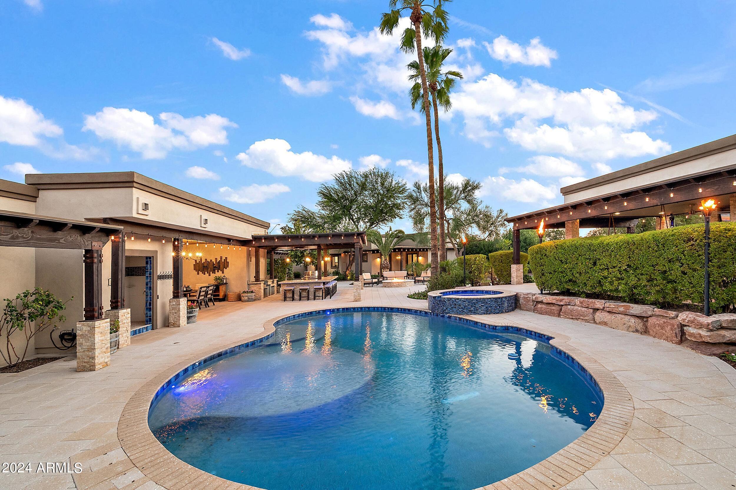 PARADISE PARK TRAILS 2 - Residential