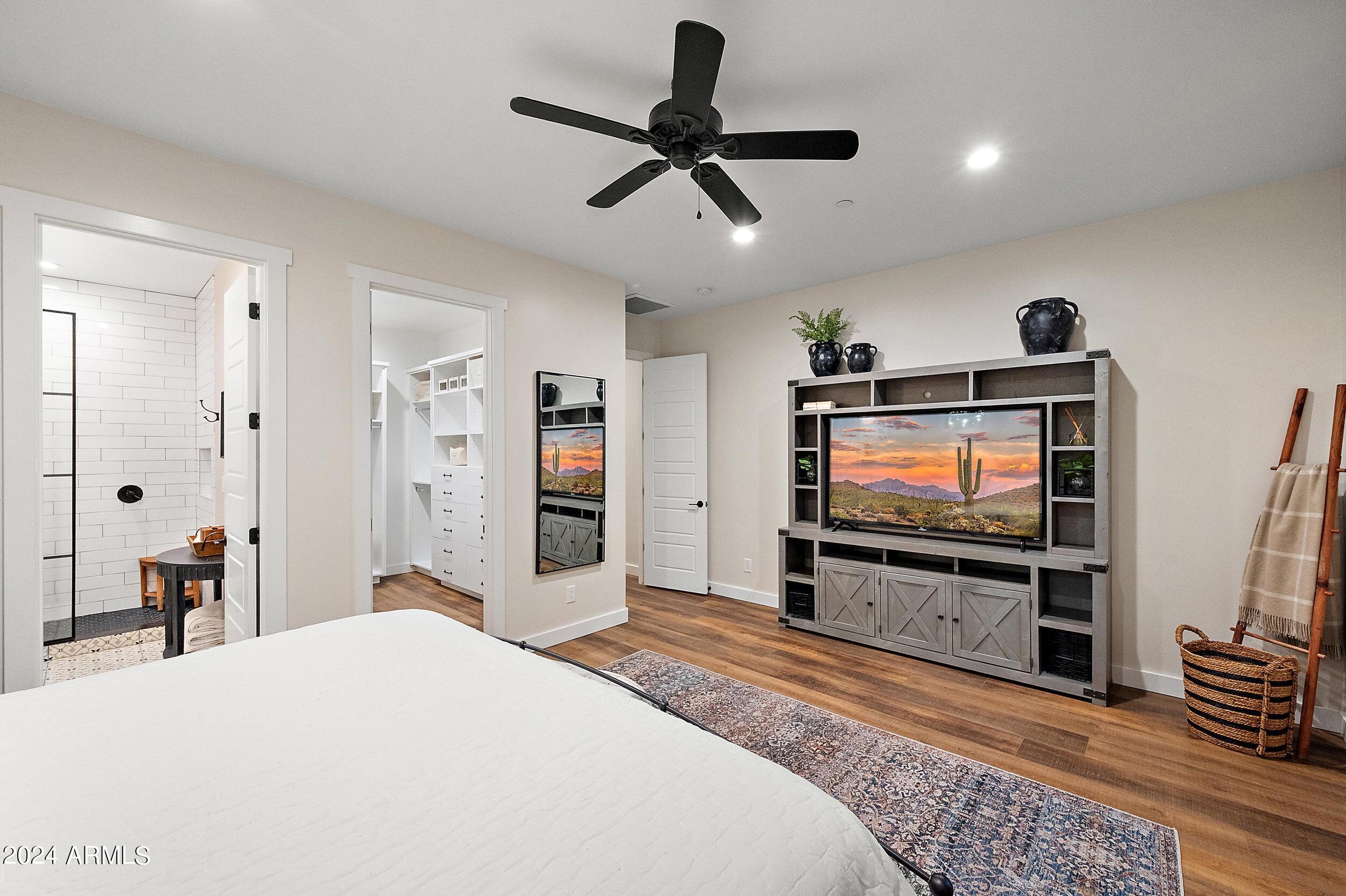 PARADISE PARK TRAILS 2 - Residential