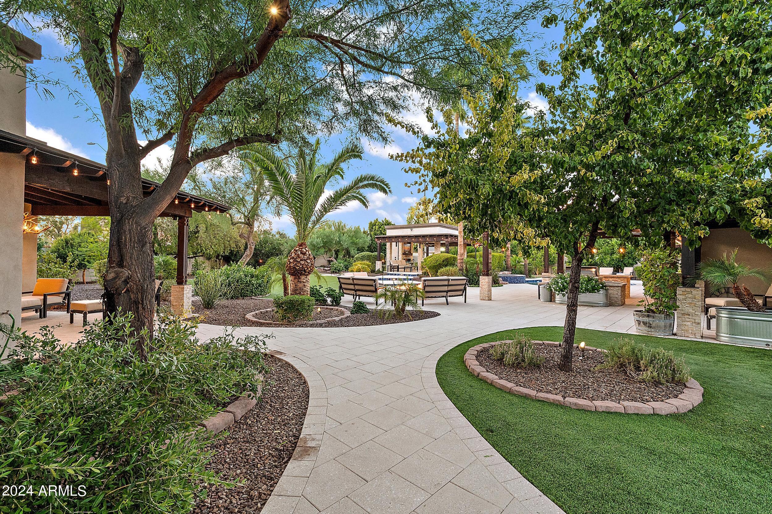 PARADISE PARK TRAILS 2 - Residential