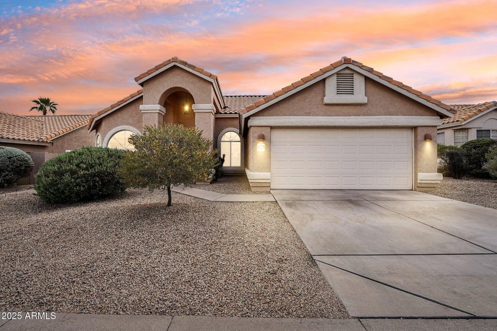 Photo of 16137 E Glenpoint Drive, Fountain Hills, AZ 85268 (MLS # 6931943)