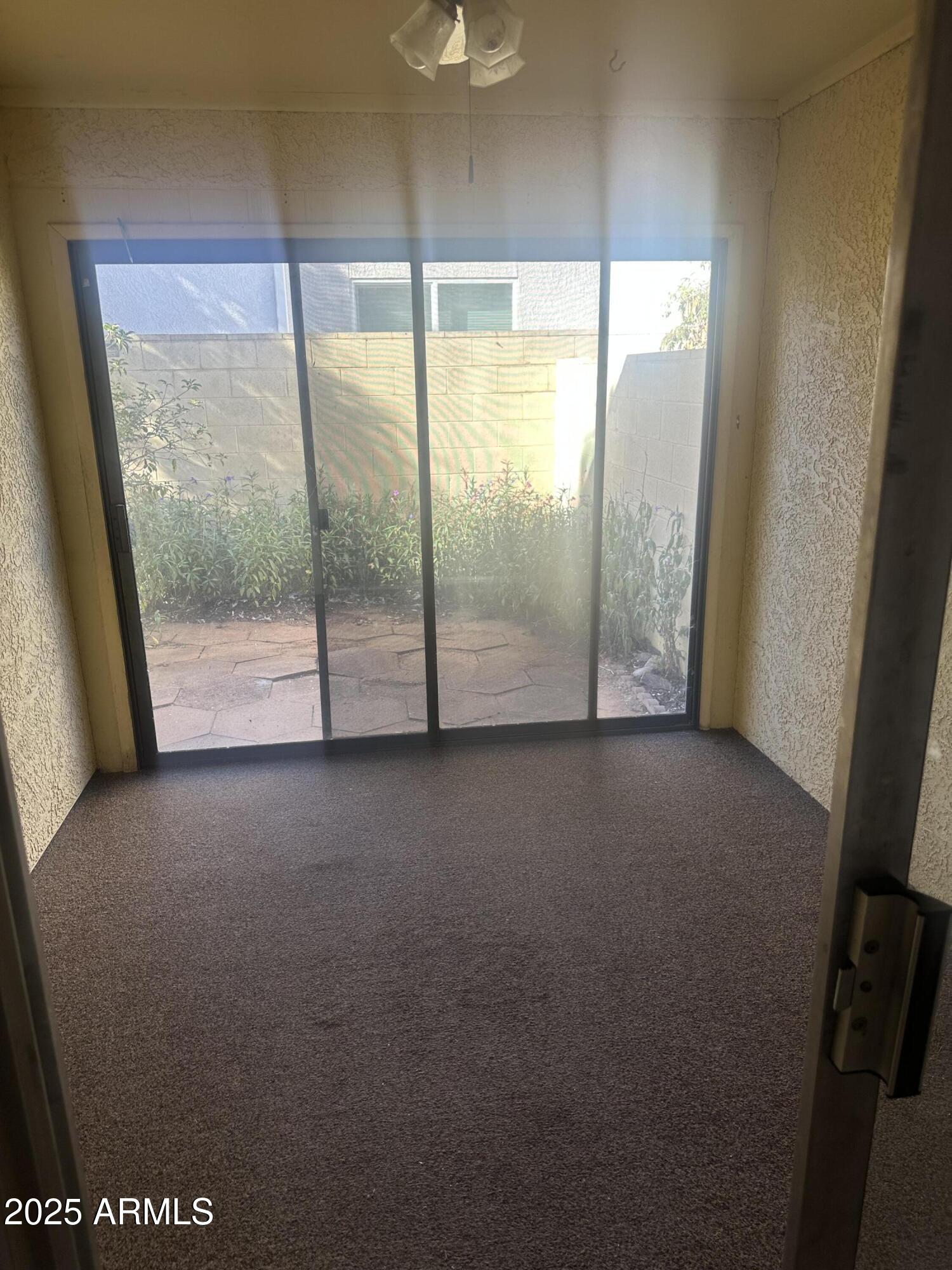 SEIS CASITAS - Residential