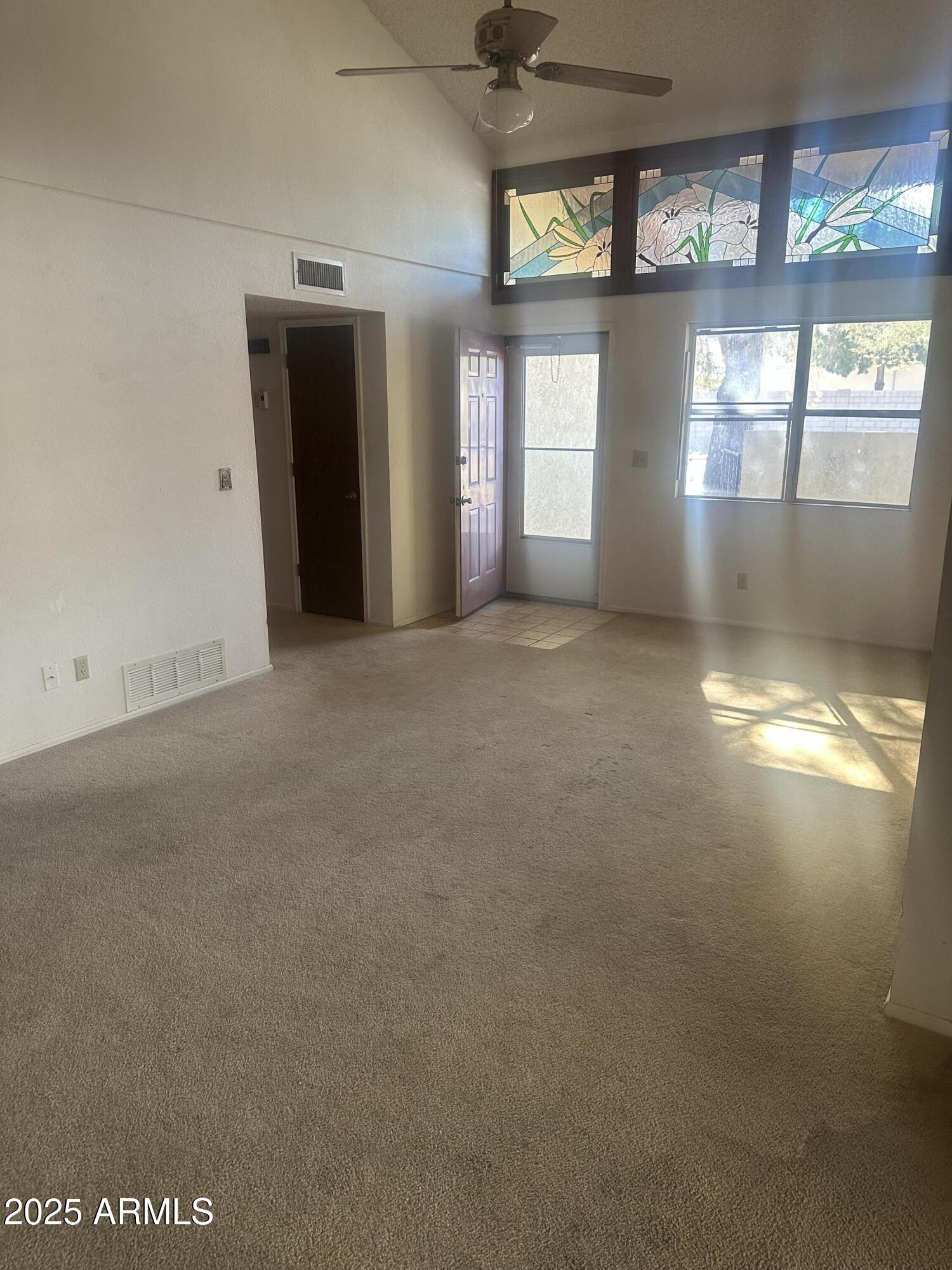 SEIS CASITAS - Residential