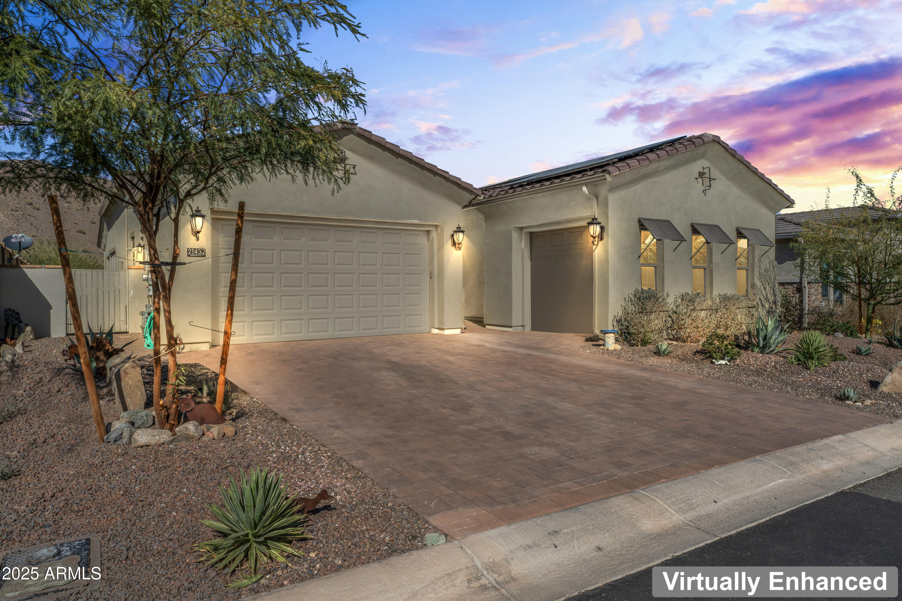 21432 W MINNEZONA Avenue