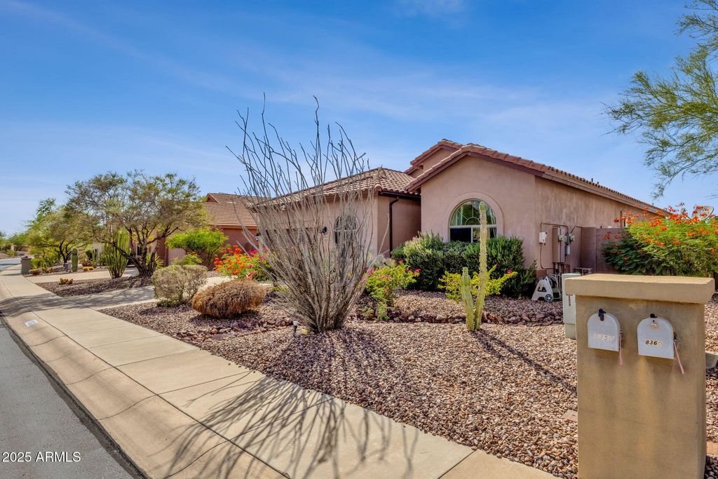 Photo of 8350 E Dalea Way, Gold Canyon, AZ 85118 (MLS # 6916365)