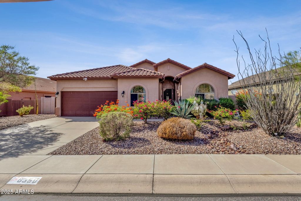 Photo of 8350 E Dalea Way, Gold Canyon, AZ 85118 (MLS # 6916365)