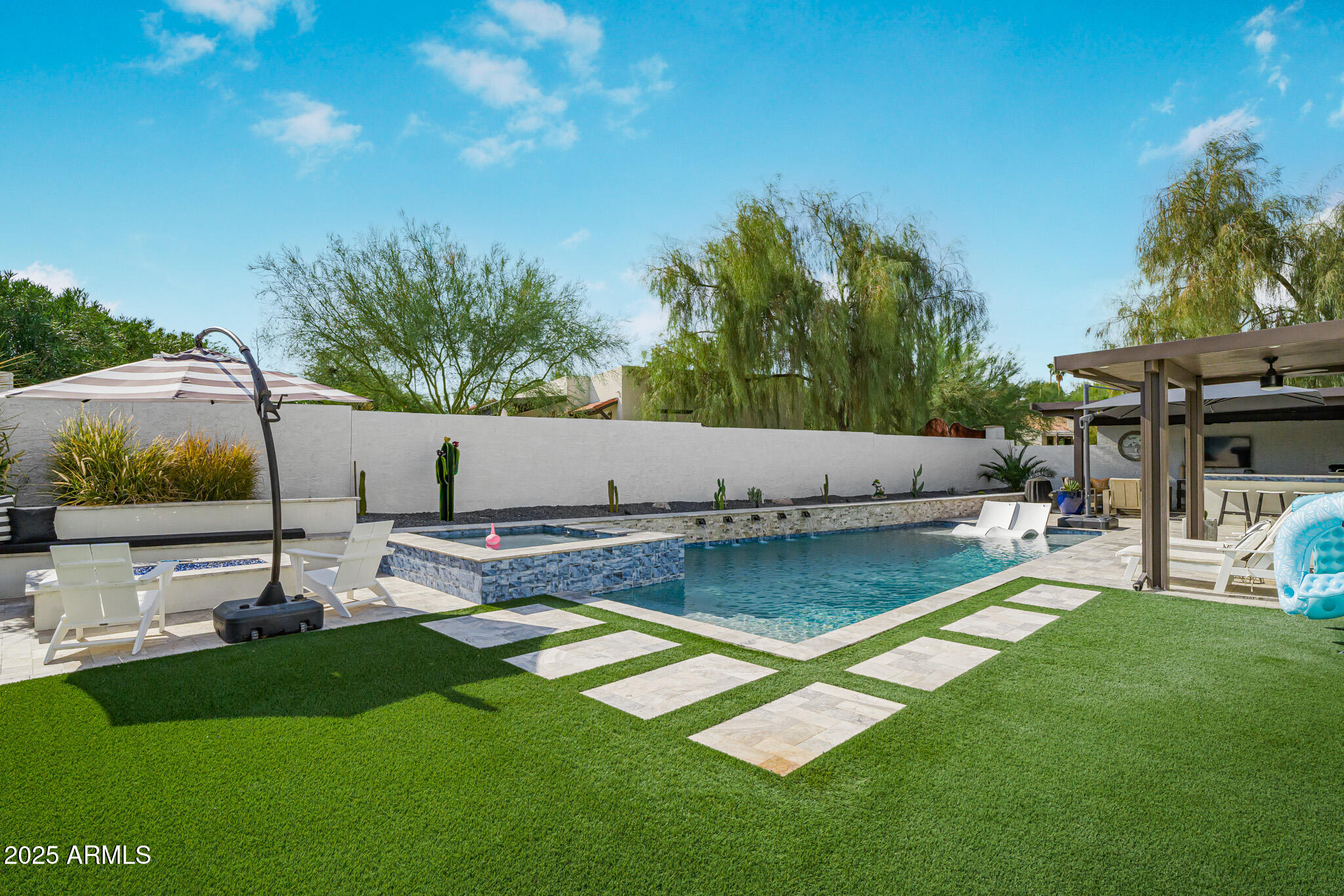 16222 N BOULDER Drive