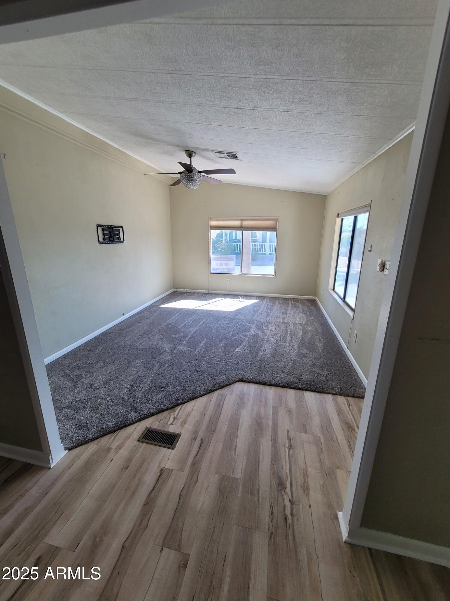 9302 E Broadway Road 115